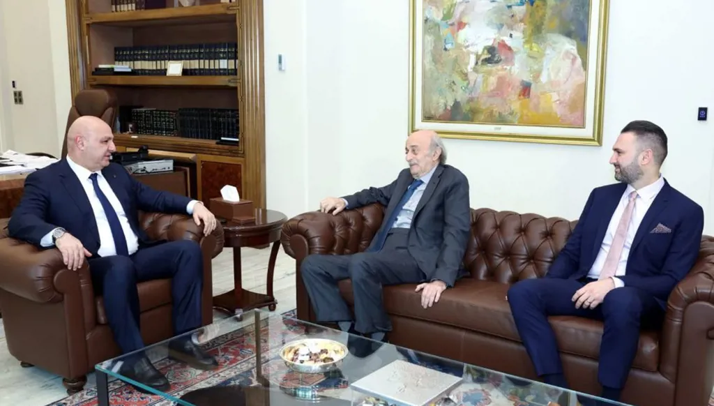 لبنان يحتفي بتثبيت الفاتيكان زيارة البابا… التصعيد الإسرائيلي “يعزل” لبنان عن غزة