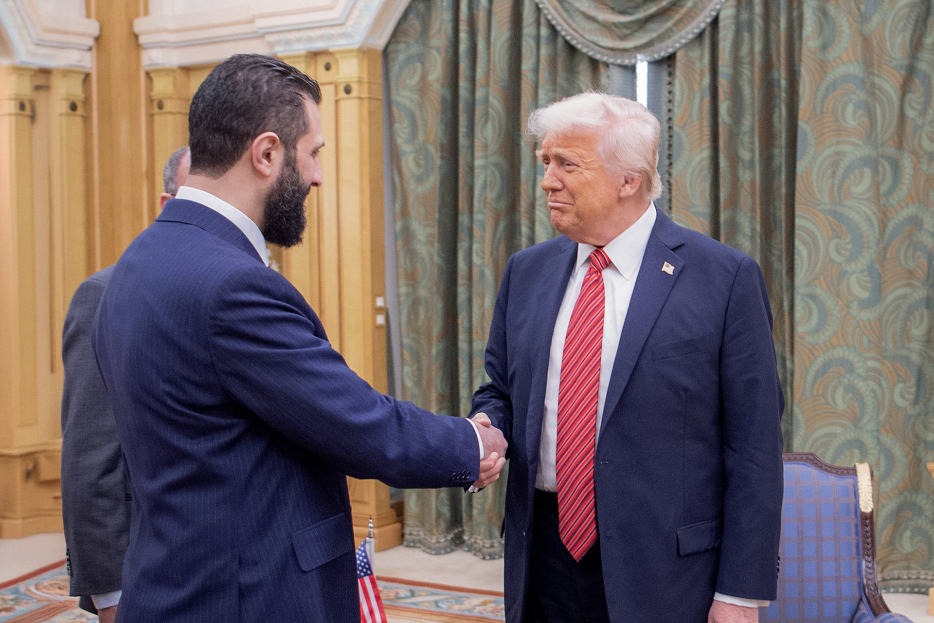 اجتماع "تاريخي" بين ترامب والشرع في البيت الأبيض
