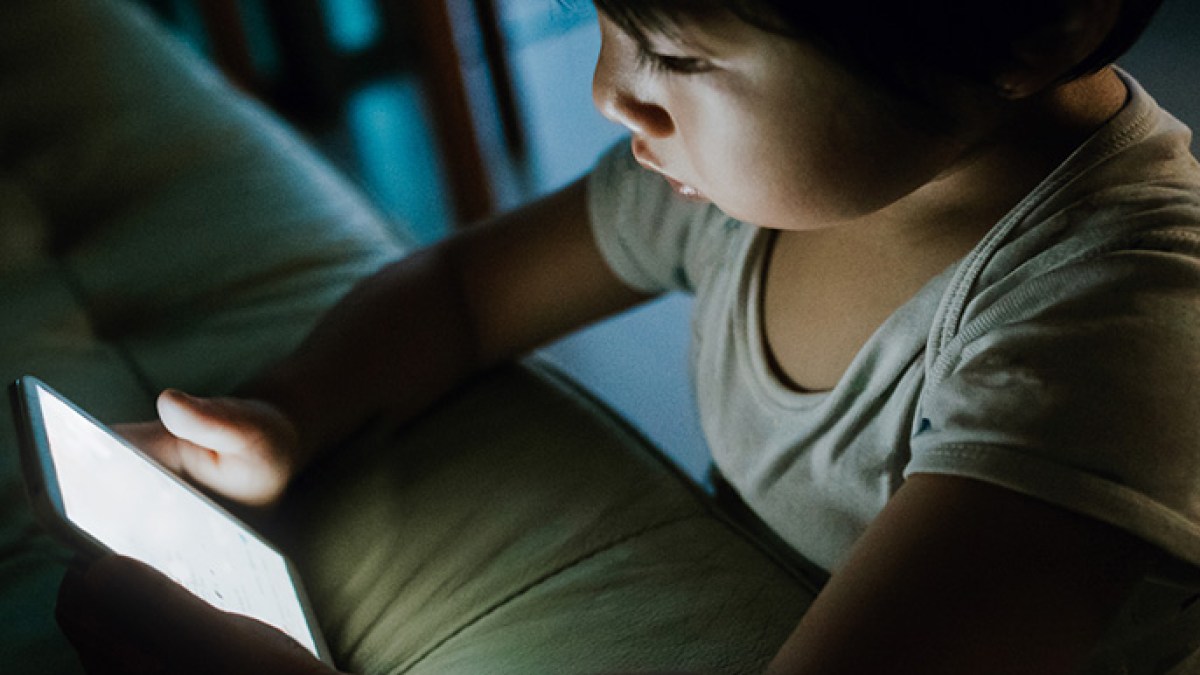 ماليزيا تعتزم حظر استخدام وسائل التواصل على مَن هم دون 16 عاما