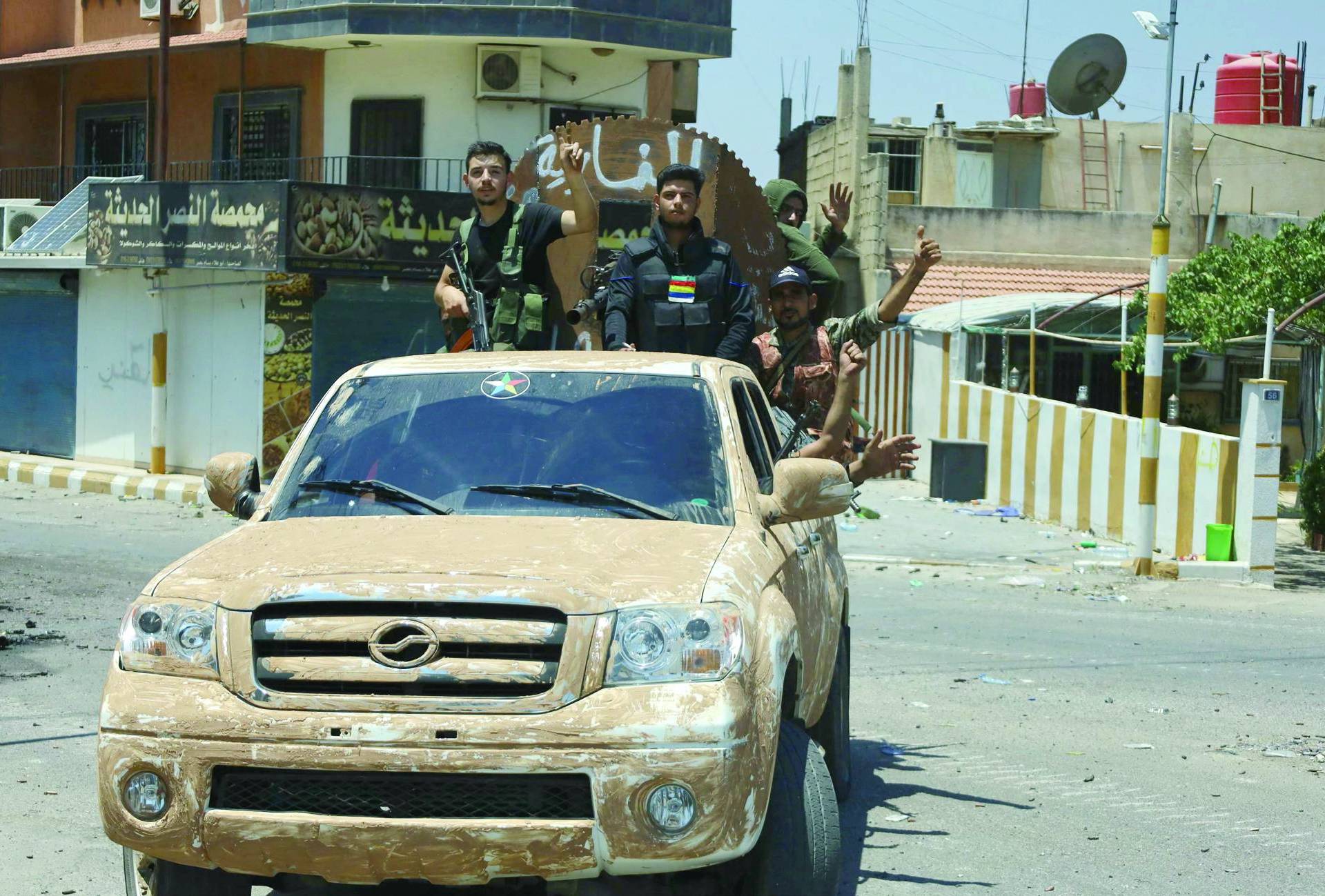 "شبكات" يتناول إهانة رجال دين ومسؤولين بالسويداء وهدايا سويسرية لترامب