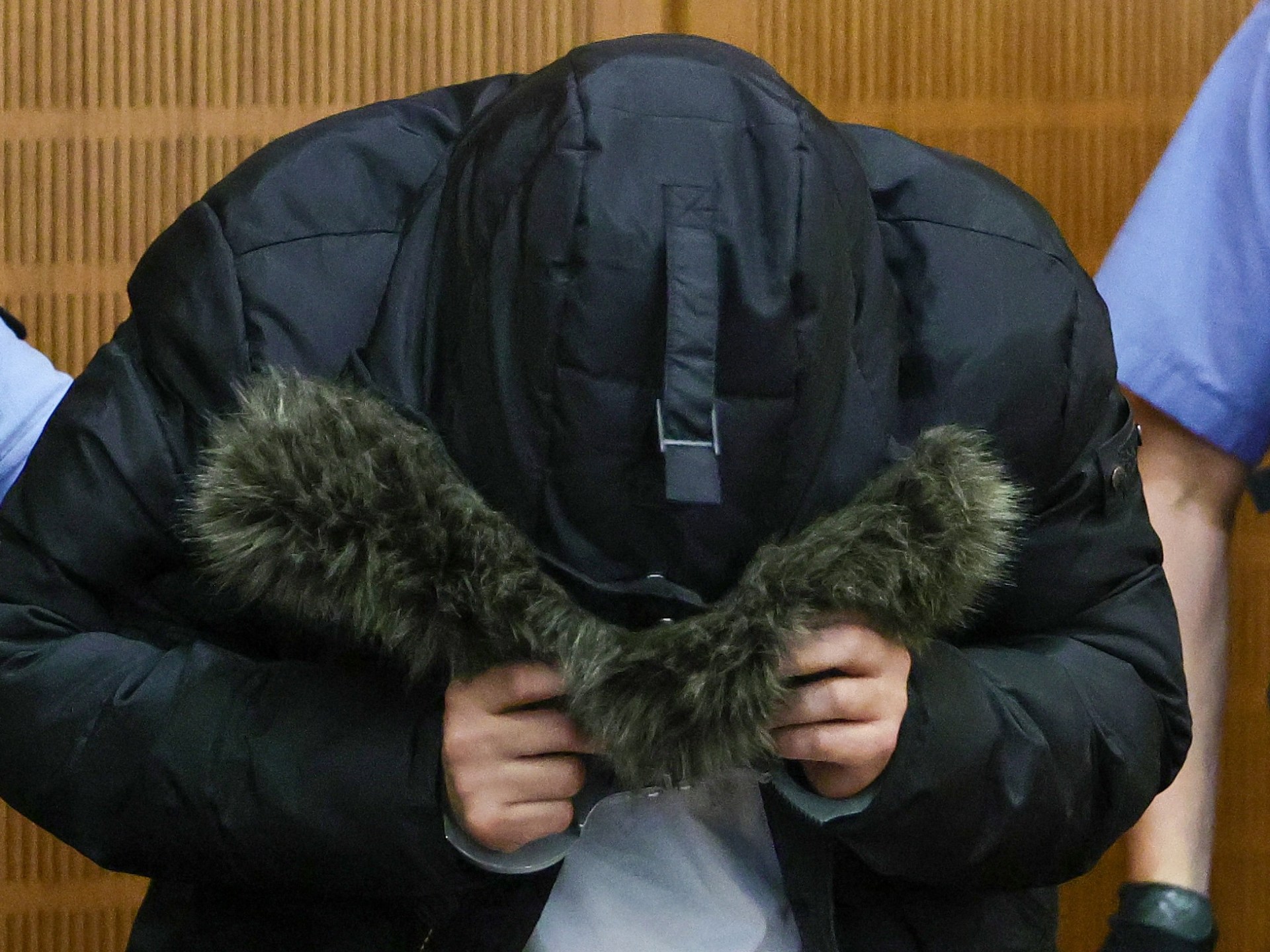 ألمانيا تحاكم 5 متهمين بارتكاب جرائم حرب في سوريا