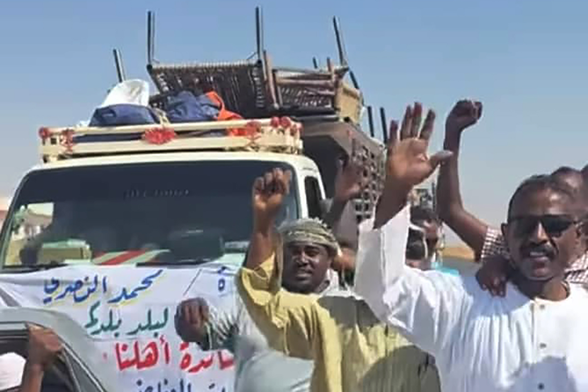 مشاهد من احتضان أهالي الشمال السوداني لنازحي الفاشر