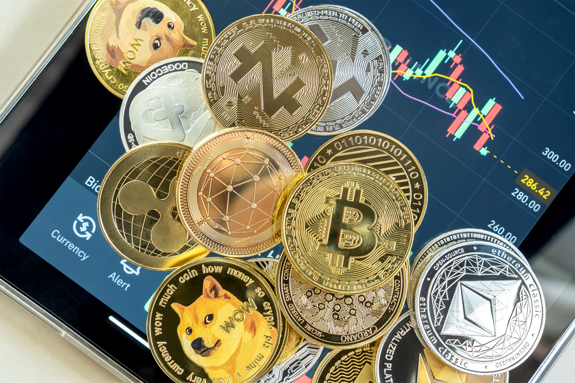 السلطات الأوروبية تُفكك شبكة احتيال بالعملات المشفرة