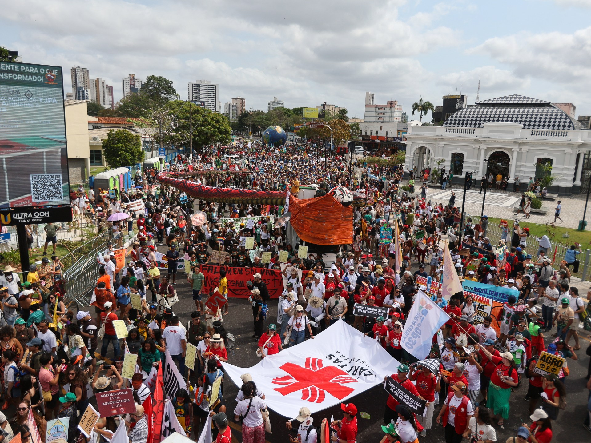 "كوب 30".. احتجاجات للمطالبة بالعدالة المناخية وحماية الكوكب