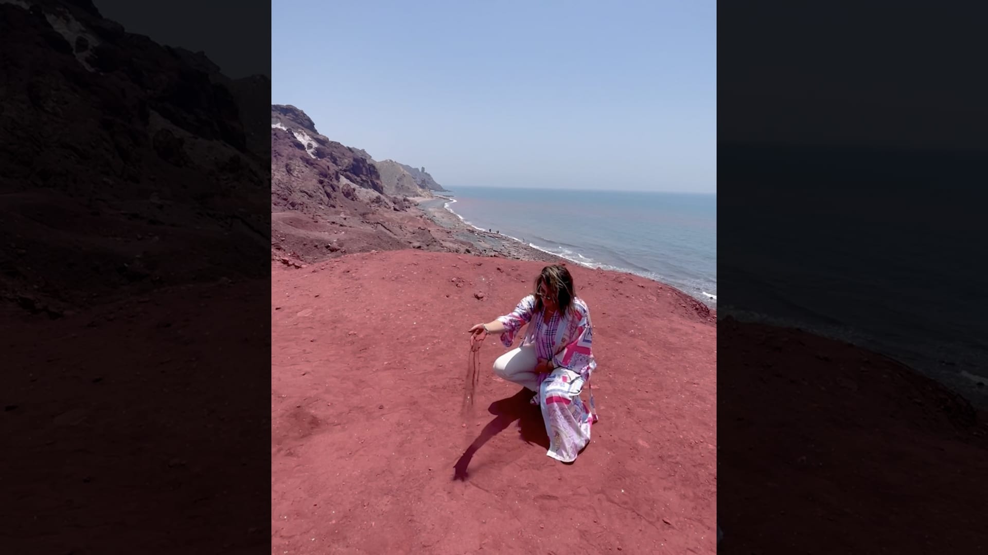 جزيرة الألوان.. هل هذا أغرب مكان في إيران؟
