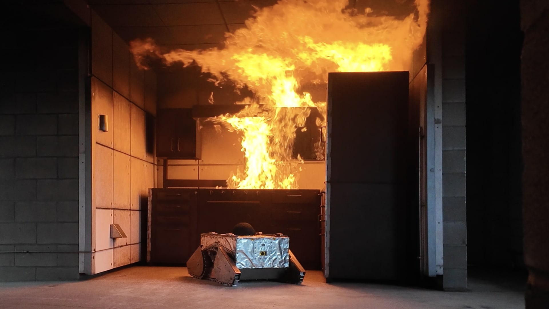 هذا الروبوت قد يُحدث ثورة في مستقبل مكافحة الحرائق