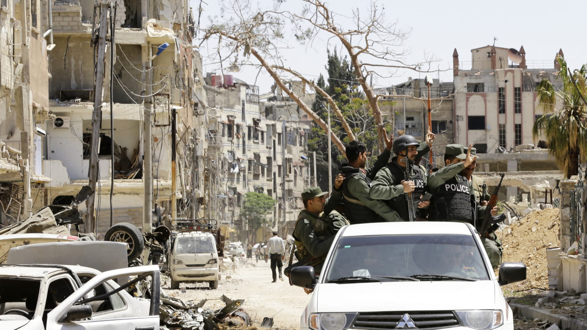 سوريا: وزير الداخلية يرحب بدمج "الضباط المنشقين" بالوزارة لهذا السبب