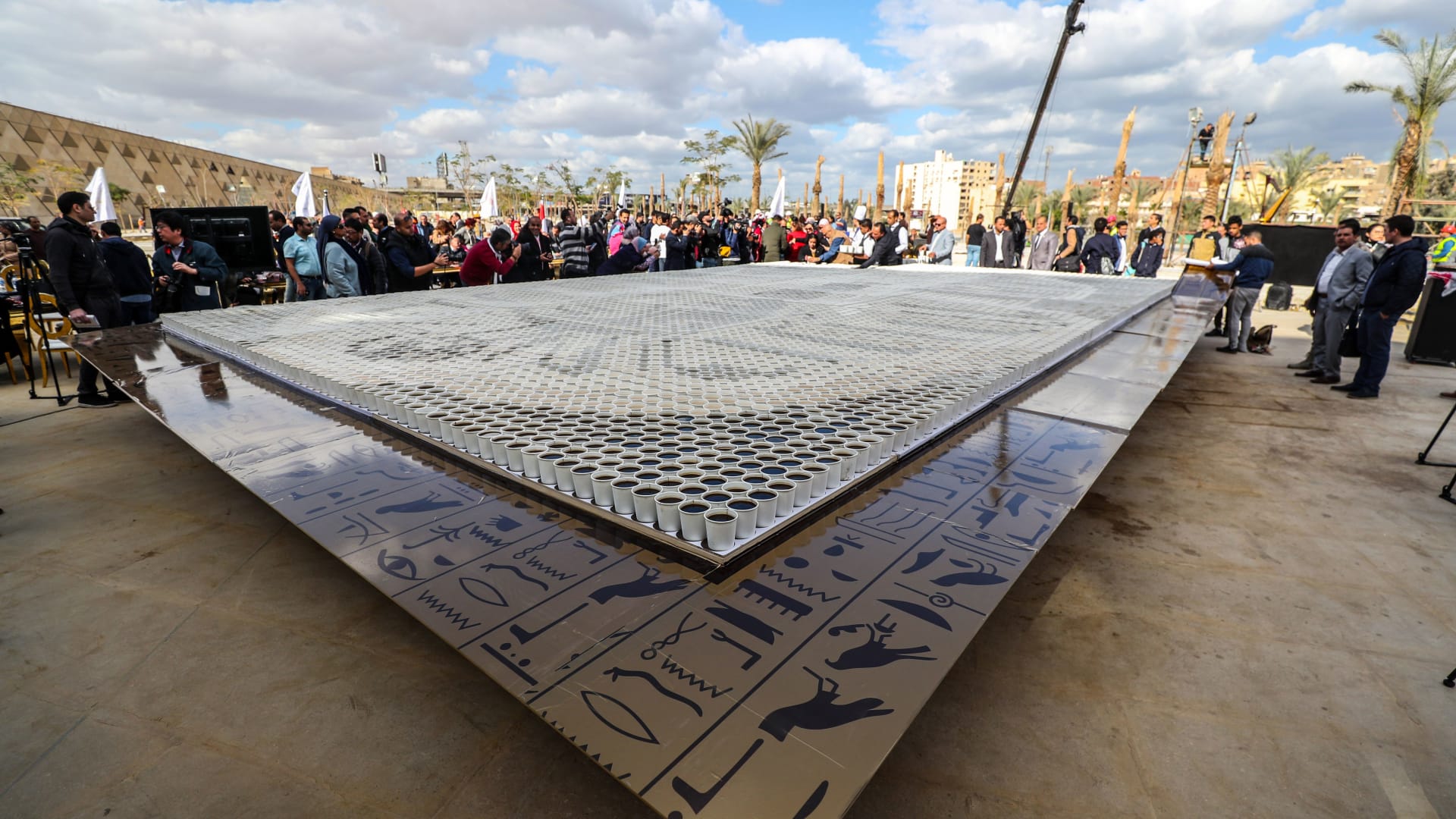 ضاحي خلفان: لو استمر الإخوان في حكم مصر لما تم افتتاح المتحف الكبير