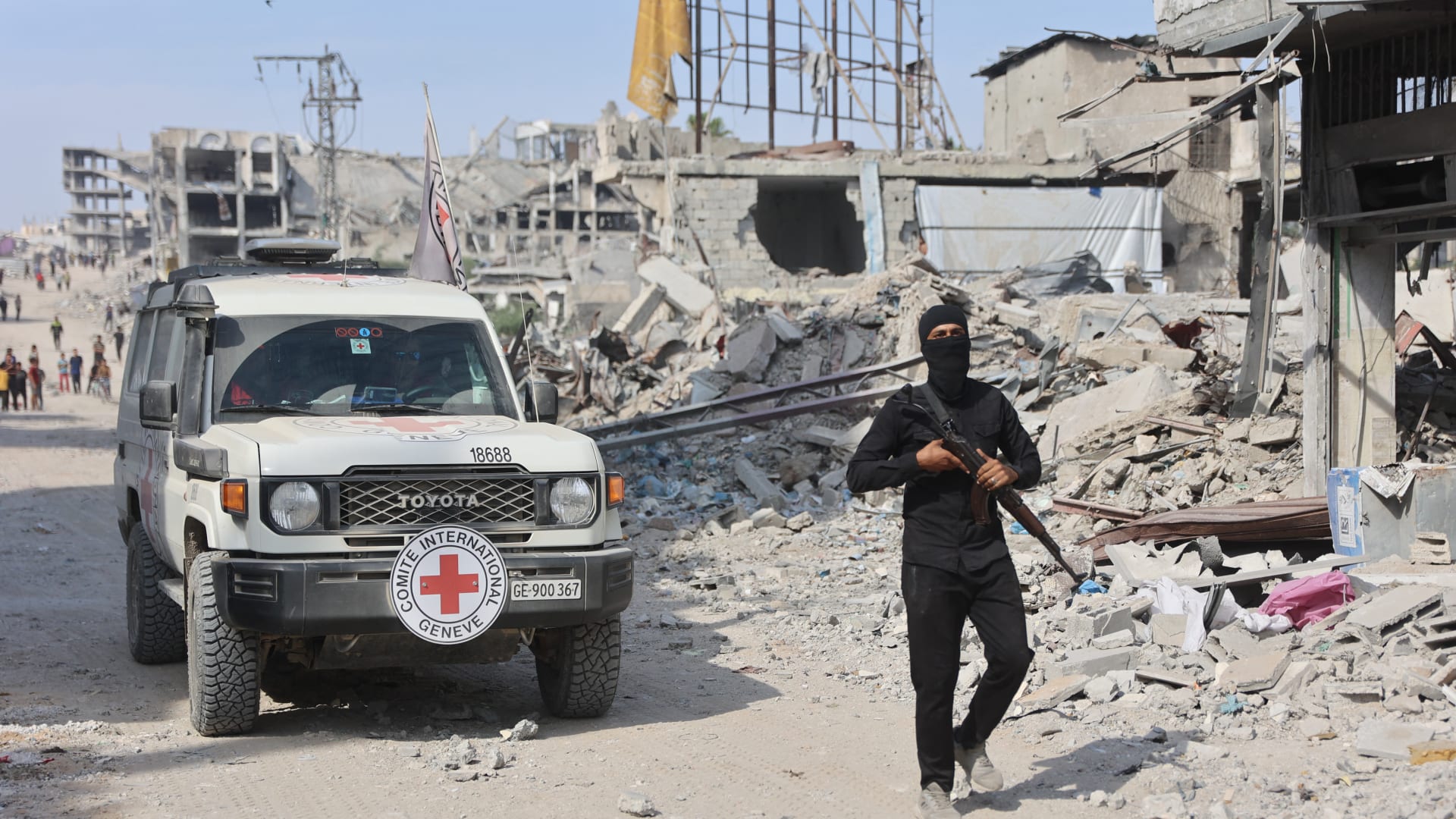 حماس: إسرائيل تسلّمت رفات ثلاثة رهائن متوفين آخرين من غزة