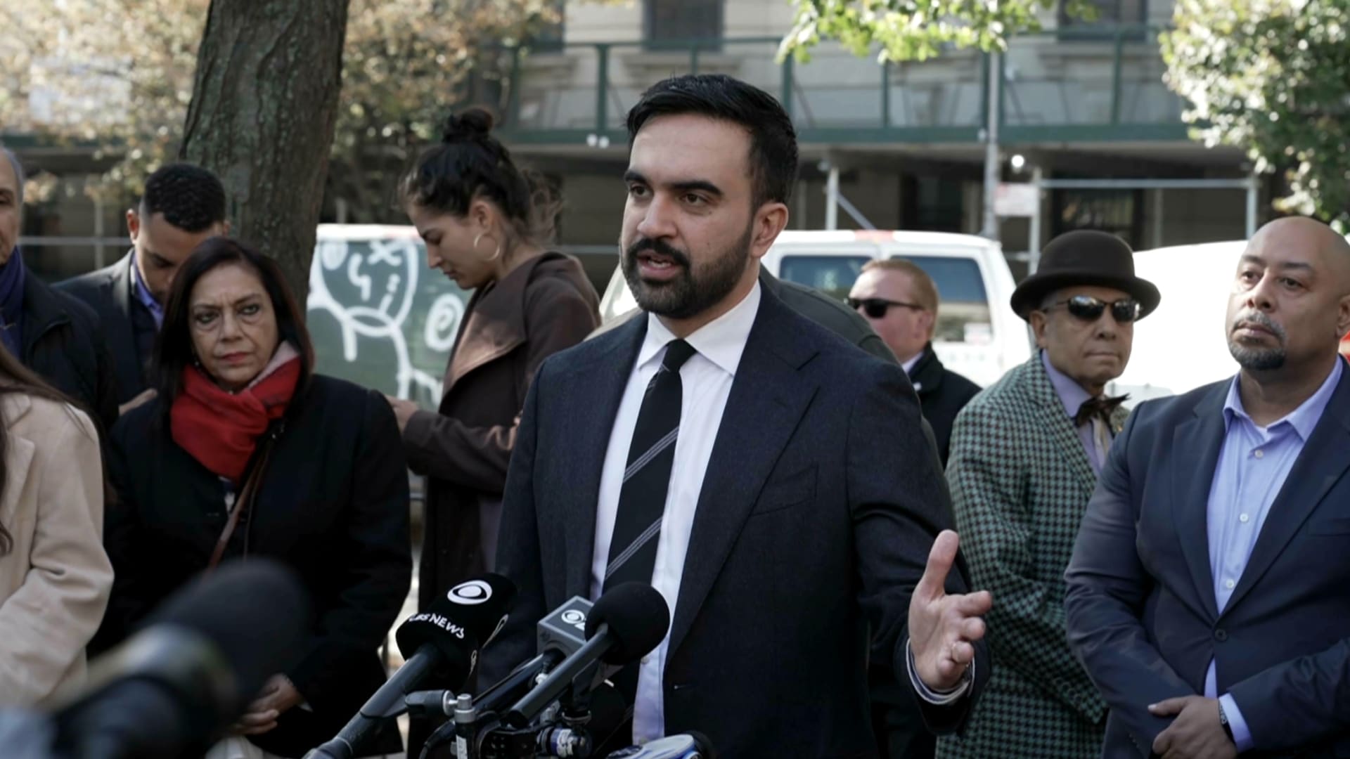 شاهد ما قاله ممداني عن إنفاق ترامب 300 مليون دولار لتجديد قاعة رقص