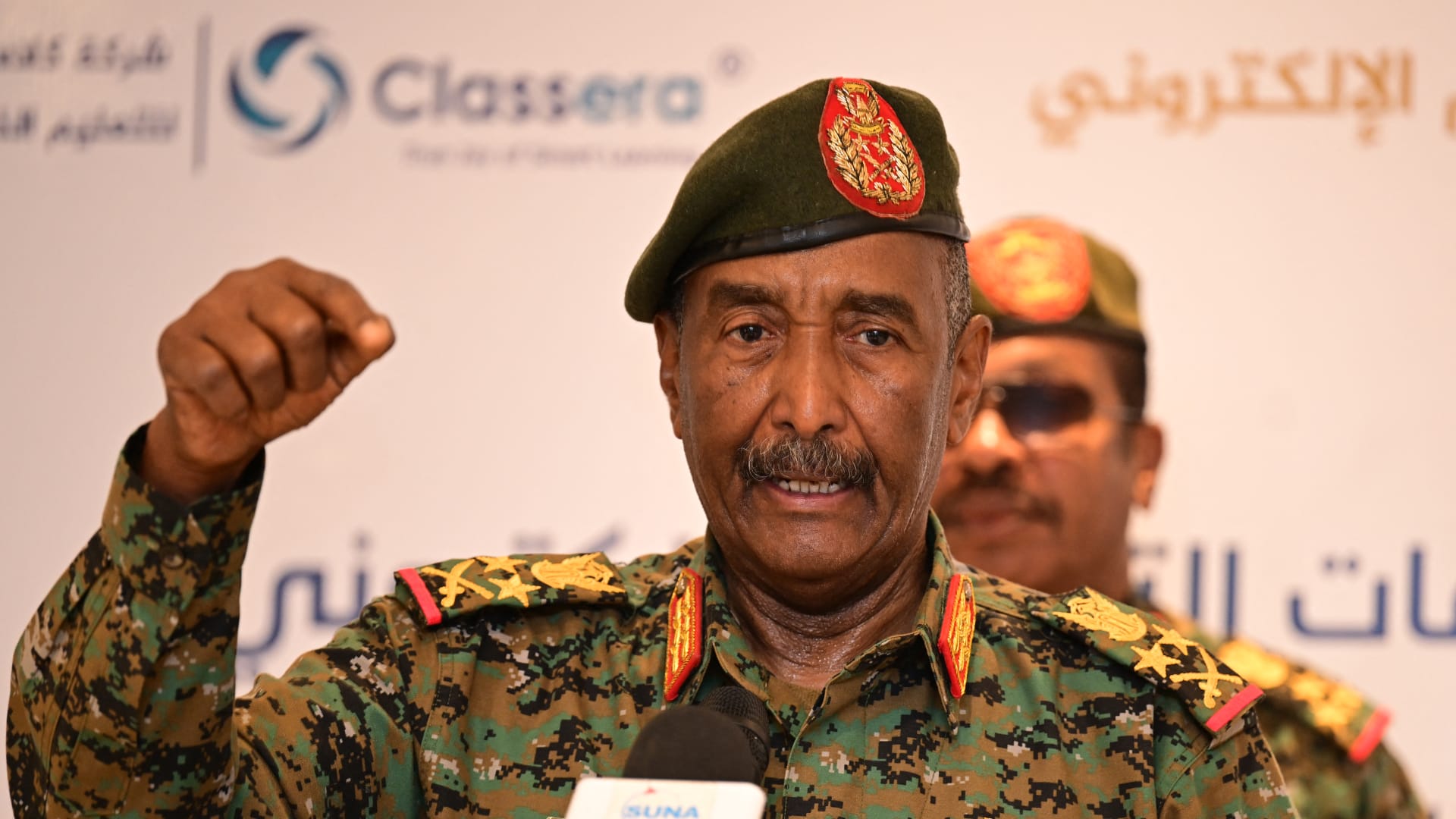 "علاقتي أخوية مع حميدتي".. ما حقيقة فيديو تصريحات قائد الجيش السوداني؟