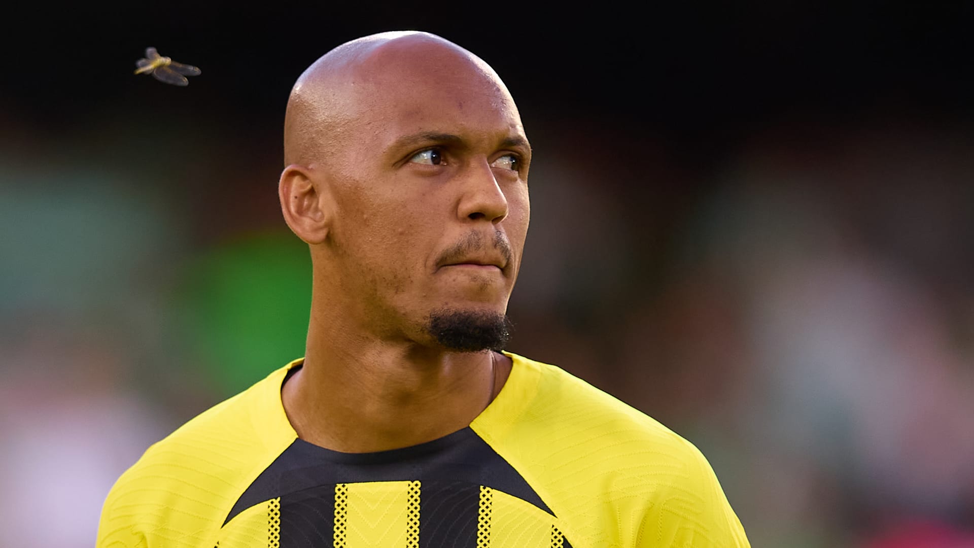 السعودية.. لاعبو الاتحاد يفاجئون فابينيو بكعكة بعد عودته لقائمة البرازيل