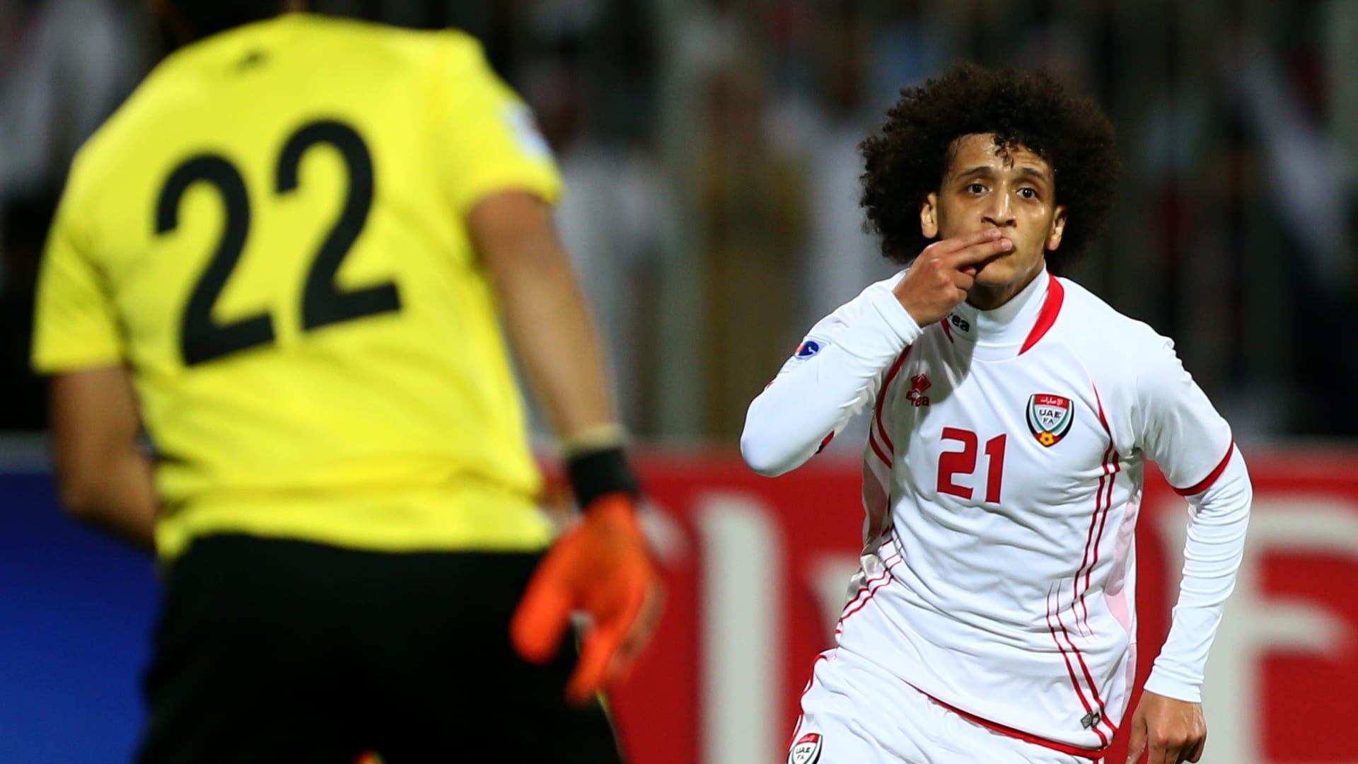 من أحياء السعودية إلى النجومية في الإمارات وتجربة "السيتي".. أبرز المحطات في مسيرة "عموري"