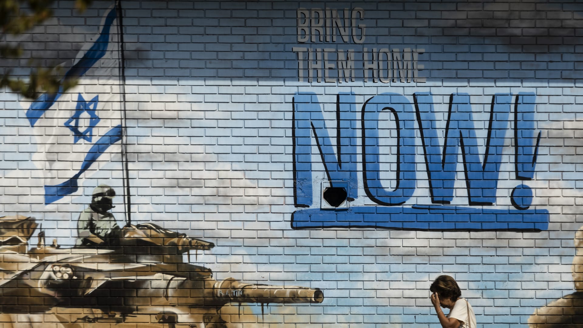 إسرائيل تكشف هوية رهينة متوفى في عملية التبادل الرابعة هذا الأسبوع