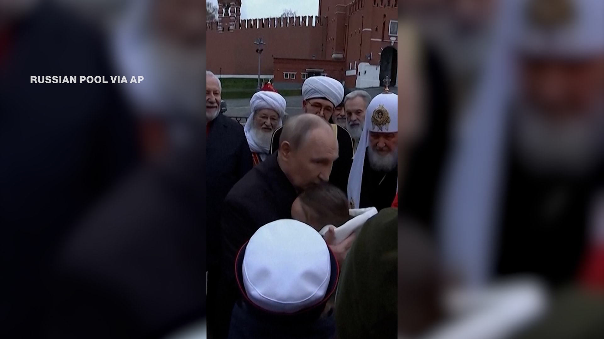 طفلة تواجه بوتين: أريد نقل عمي الجندي المصاب في الجبهة إلى مستشفى جيد بروسيا