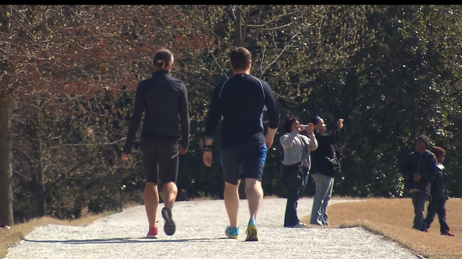 المشي اليومي.. عادة بسيطة قد تُؤخّر إصابتك بالزهايمر لسنوات طويلة