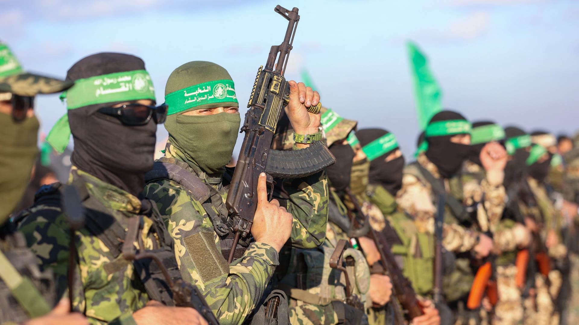 حماس تعلن أنها ستسلم جثمان أقدم رهينة محتجز لديها