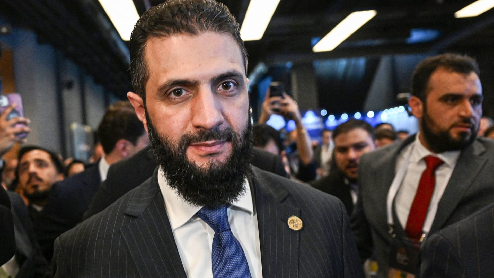 لقاء أحمد الشرع بترامب بعدما كان مطلوبًا.. خبيران يوضحان لـCNN أهمية الزيارة وهدفها والتحديات بسوريا