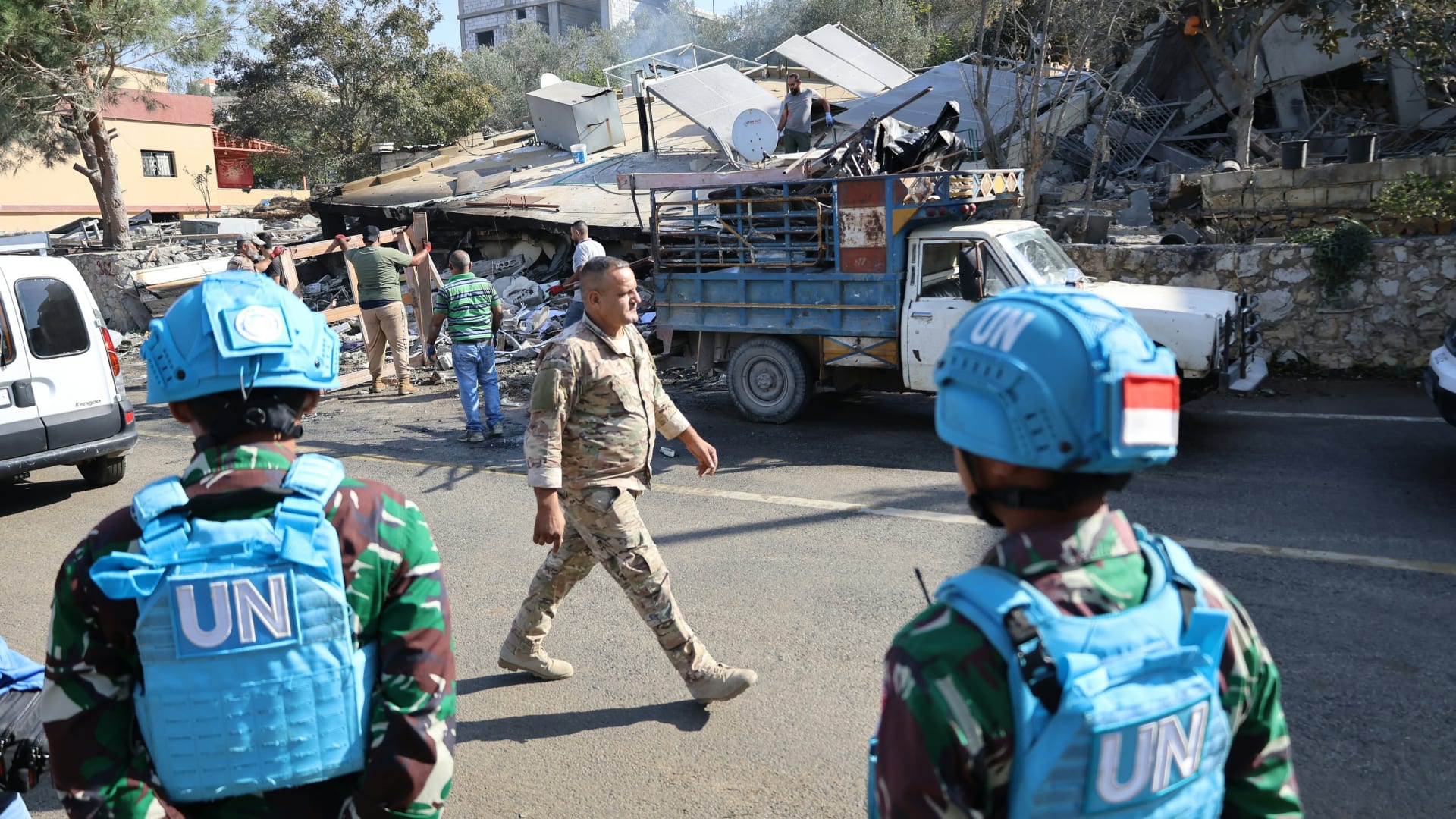 "لسوء الأحوال الجوية".. الجيش الإسرائيلي يعترف بإطلاق نار على قوات "اليونيفيل" في لبنان