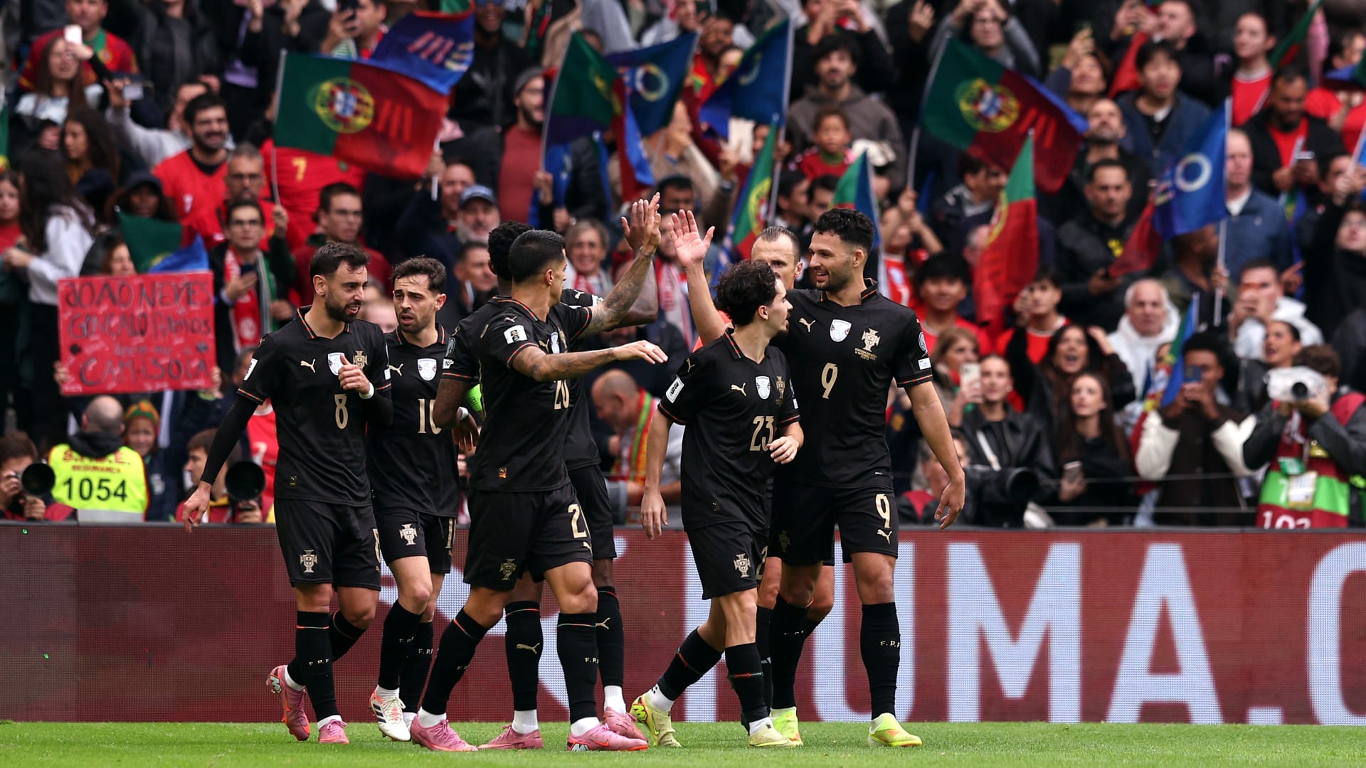 بغياب رونالدو.. البرتغال تكتسح أرمينيا وتتأهل إلى كأس العالم 2026