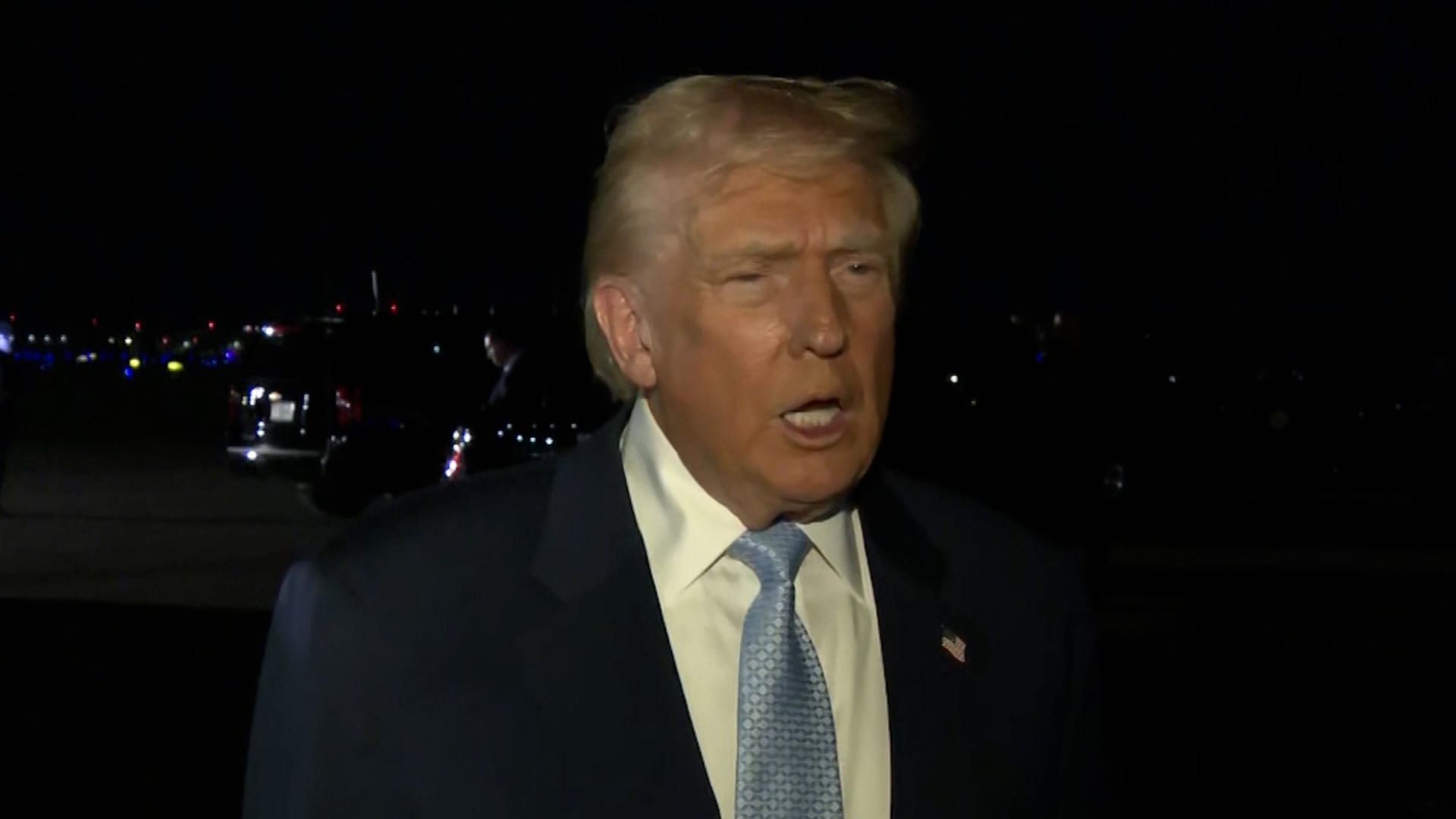 وسط تصاعد التوترات مع مادورو.. ترامب: فنزويلا "ترغب في الحوار"