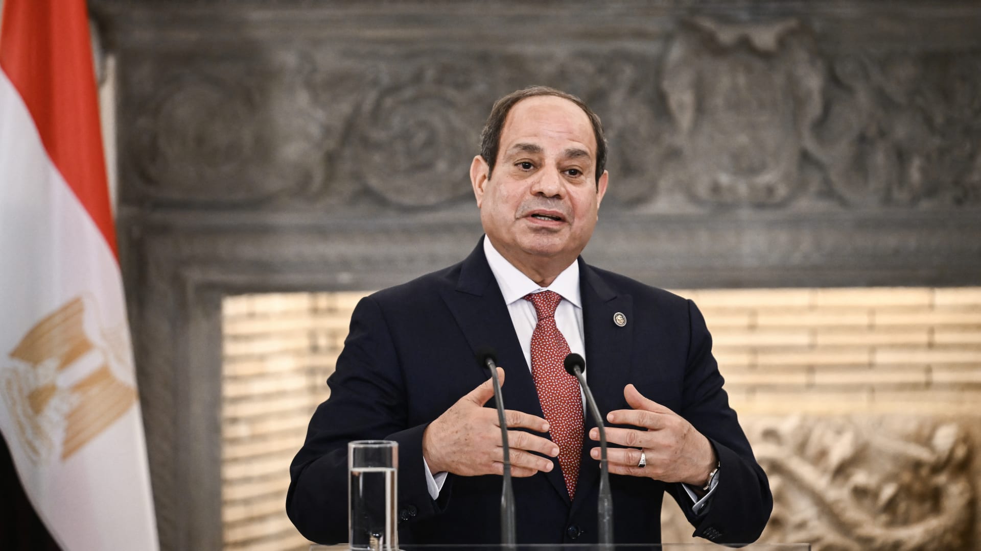 "قد تُلغى بأكملها".. أول تعليق لهيئة الانتخابات في مصر بعد بيان السيسي