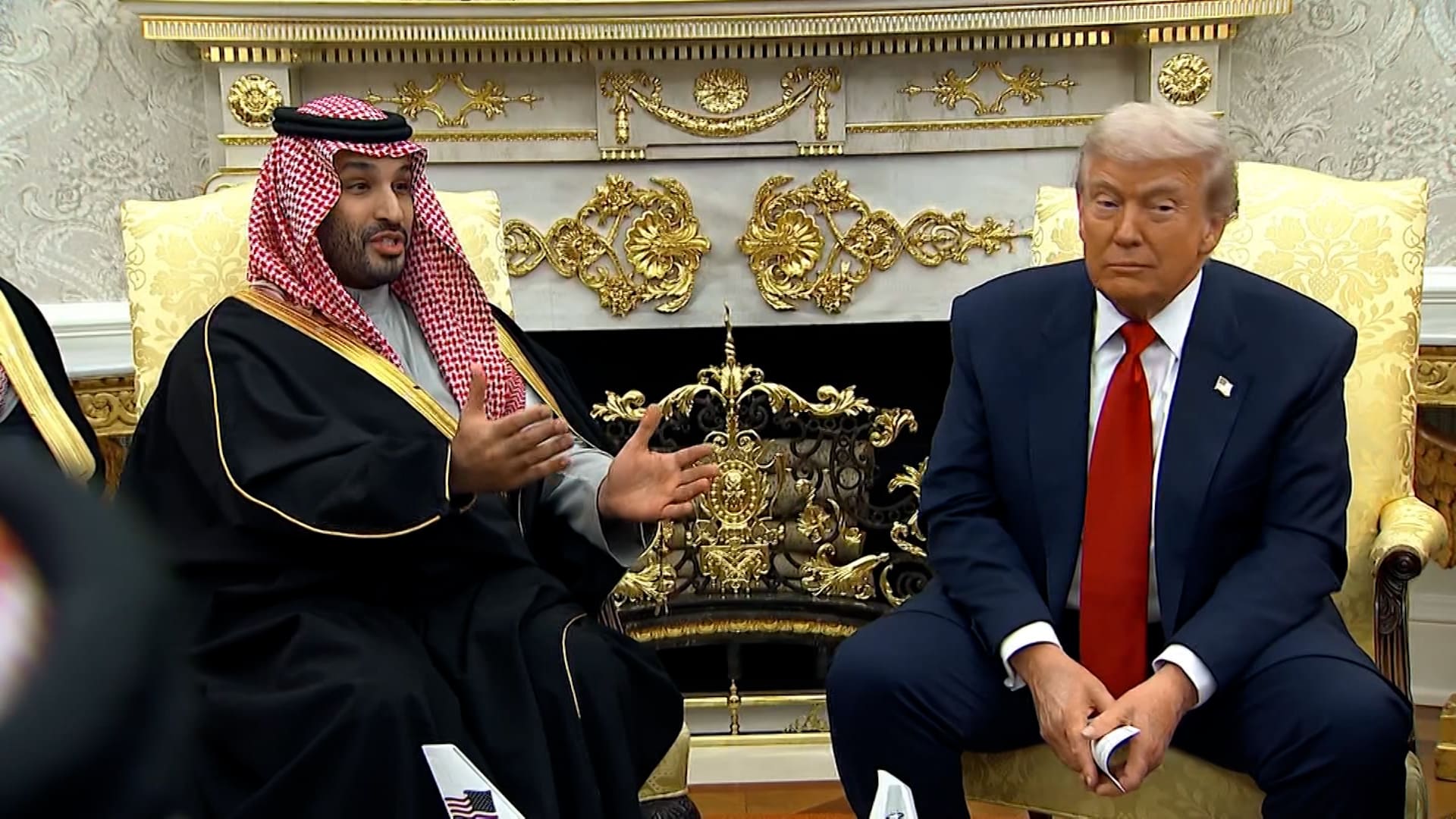 محمد بن سلمان: سنزيد استثماراتنا في أمريكا لتصل إلى تريليون دولار.. شاهد رد فعل ترامب