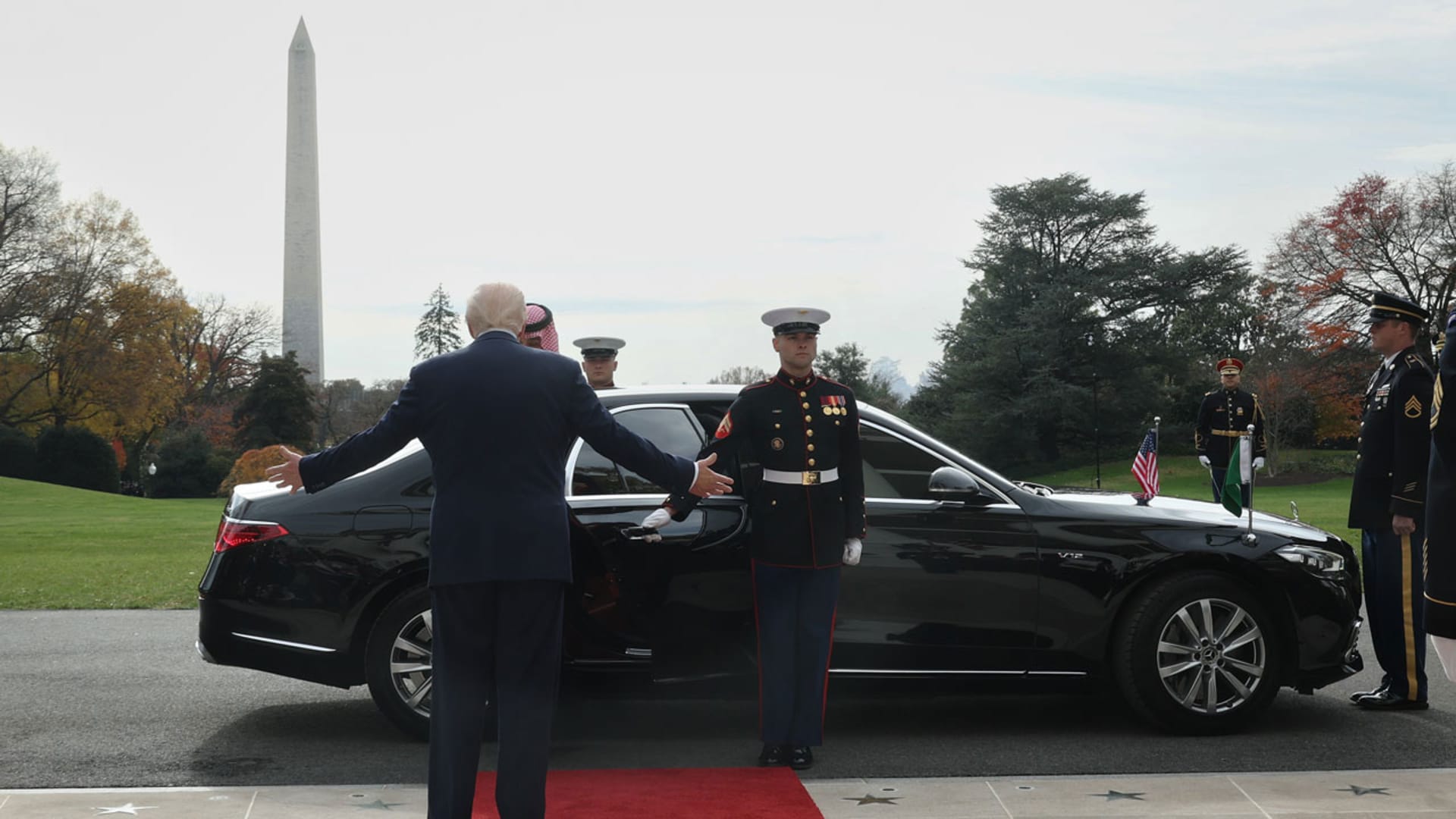 ظهور المسلة "المصرية" مع ترامب ومحمد بن سلمان يشعل تفاعلا.. ماذا نعلم عنها؟