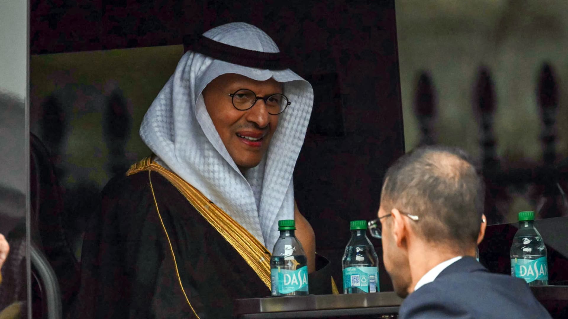 طبق "جريش".. كلمة قالها وزير الطاقة السعودي بصورة جماعية تثير تفاعلا