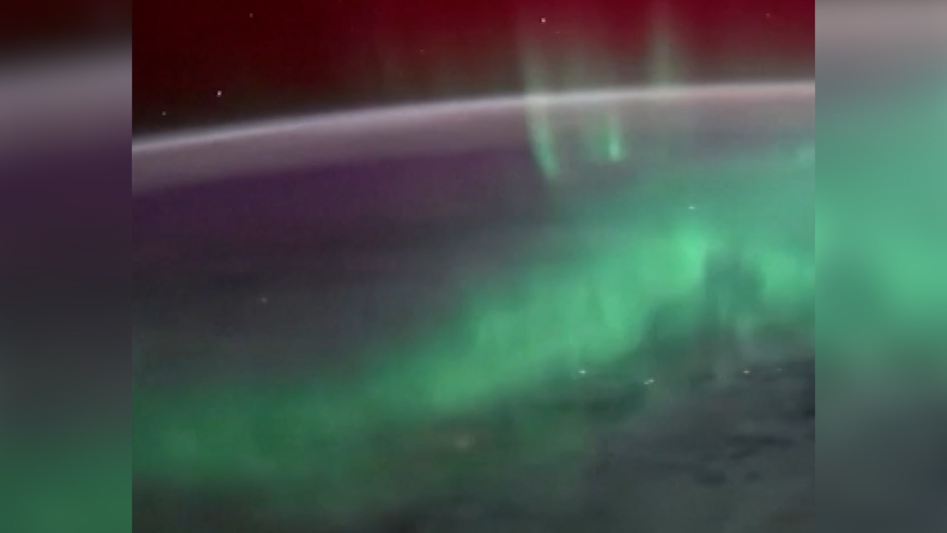 مشاهد مذهلة.. رائدة فضاء توثق ظاهرة الشفق القطبي من محطة الفضاء الدولية