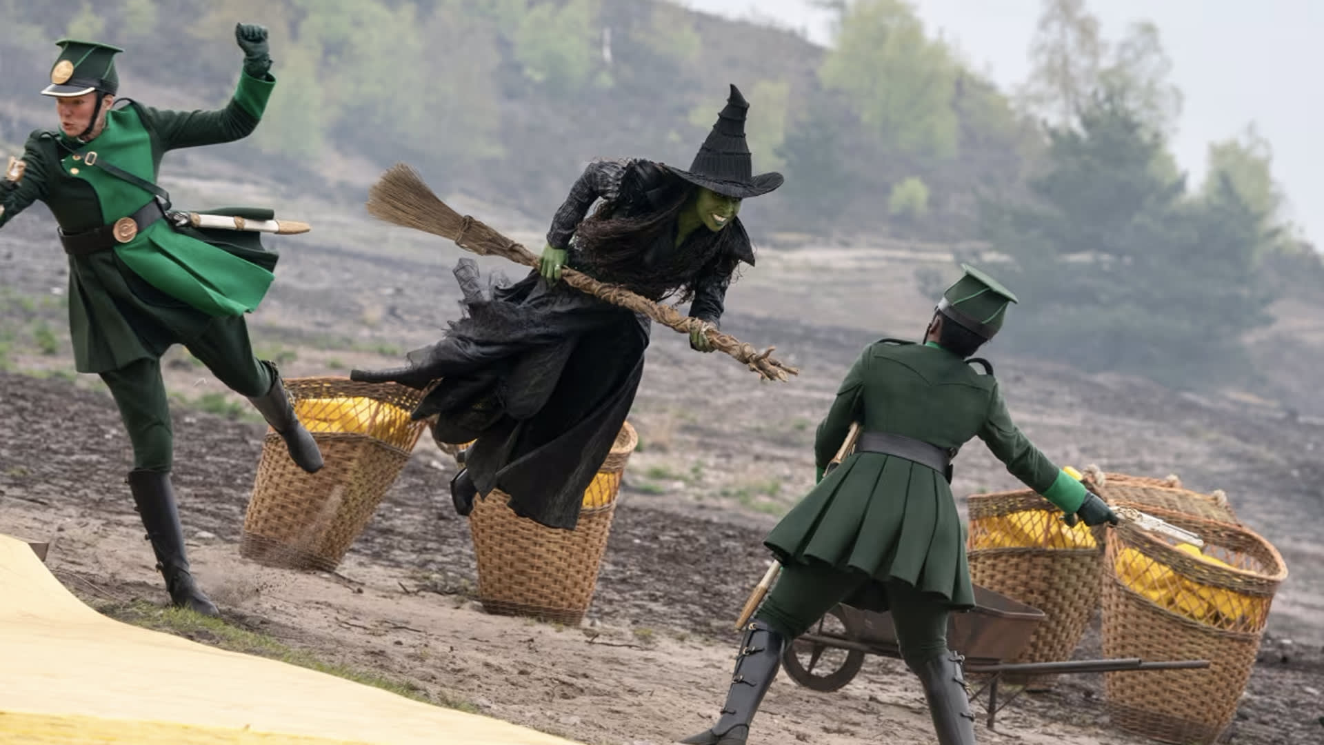 فيلم "Wicked: For Good" من أكثر الأفلام ذات الطابع السياسي في 2025