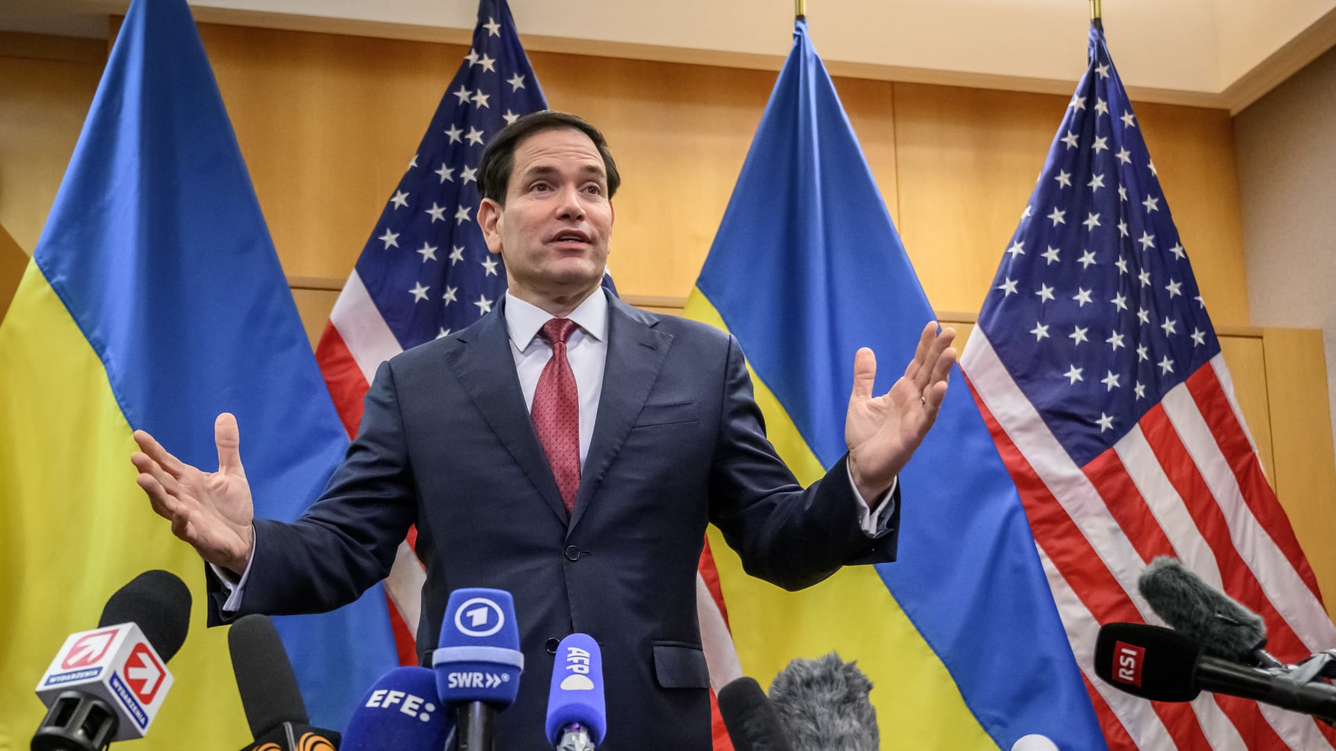 روبيو يكشف عن رد فعل ترامب على تطور المحادثات بشأن خطته للسلام في أوكرانيا