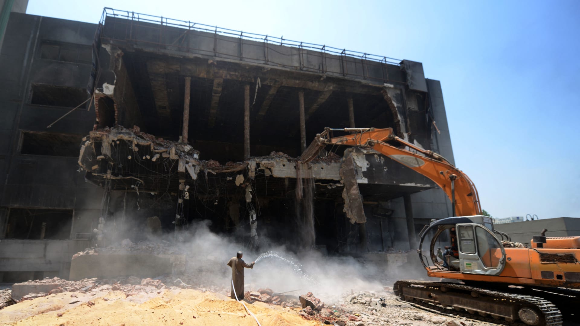 مصر.. نجيب ساويرس يتحدث عن "أفضل استخدام" لأرض الحزب الوطني وسط تفاعل