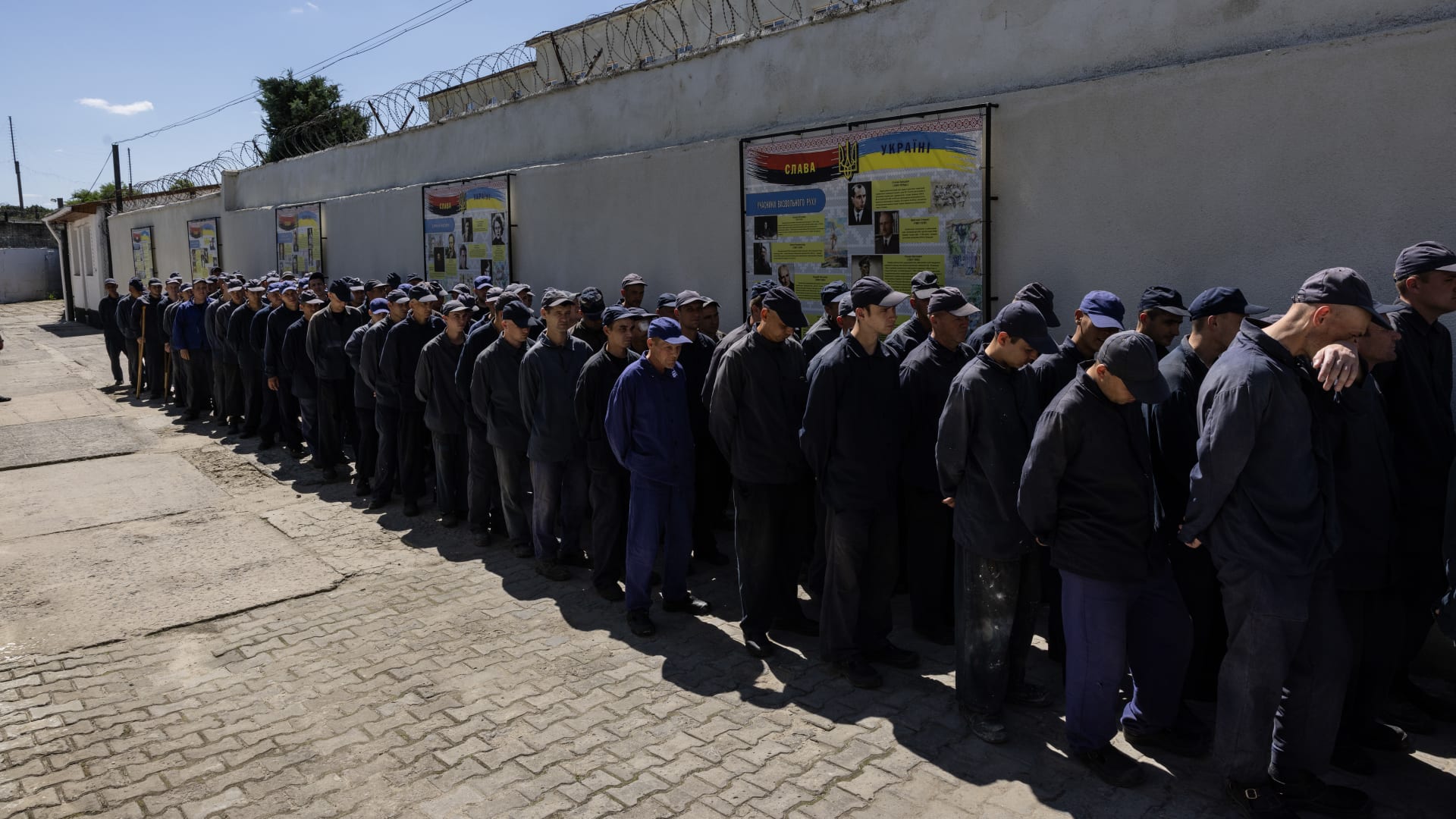 بعضهم من دول عربية.. روسيا في مرمى الاتهامات باستخدام "الخداع" لتجنيد أجانب للقتال في أوكرانيا