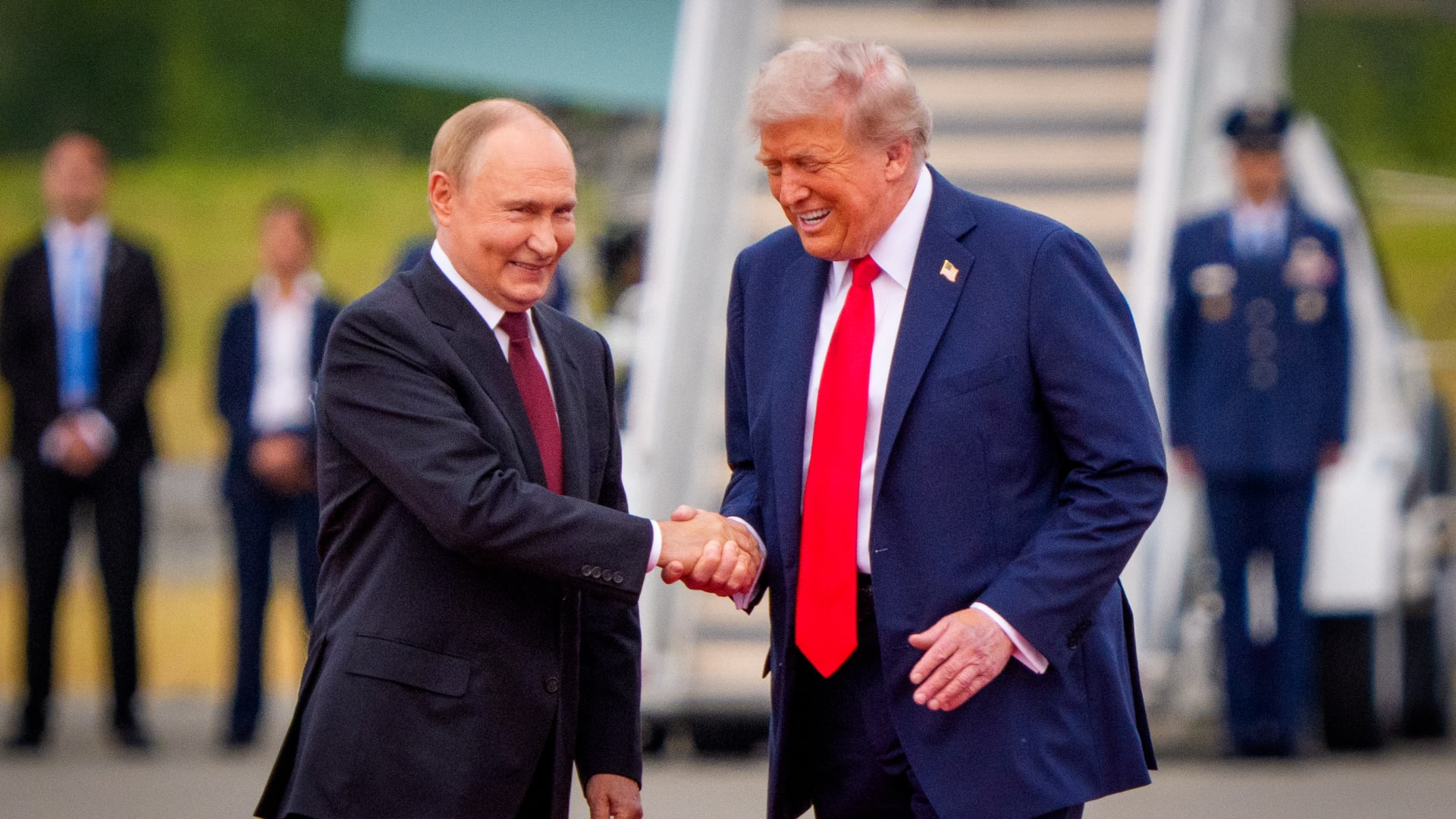 بوتين يُعلّق على خطة ترامب بشأن أوكرانيا ويوضح الموعد المتوقع لوصول وفد أمريكي إلى موسكو