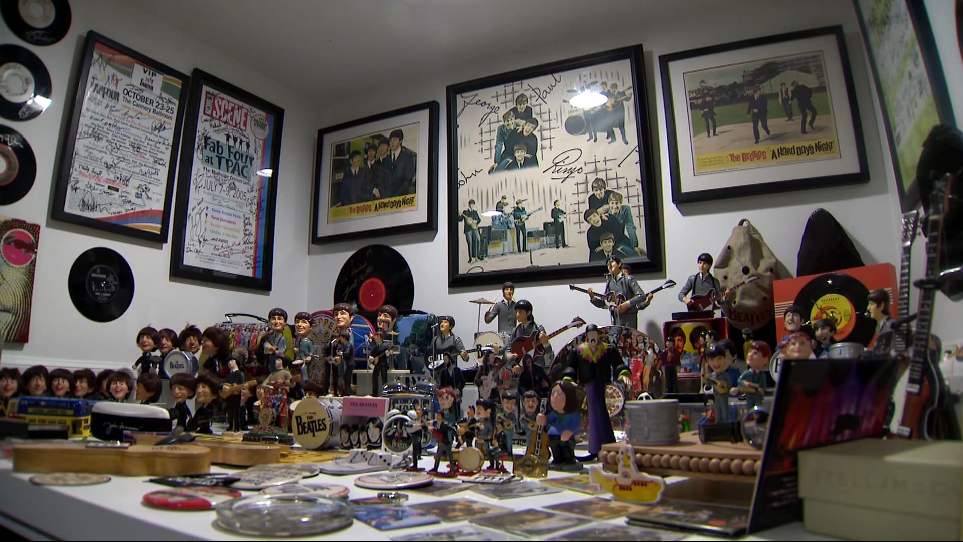ريتشارد كورتني ومتحف البيتلز المنزلي: 62 عامًا من الشغف و5114 قطعة