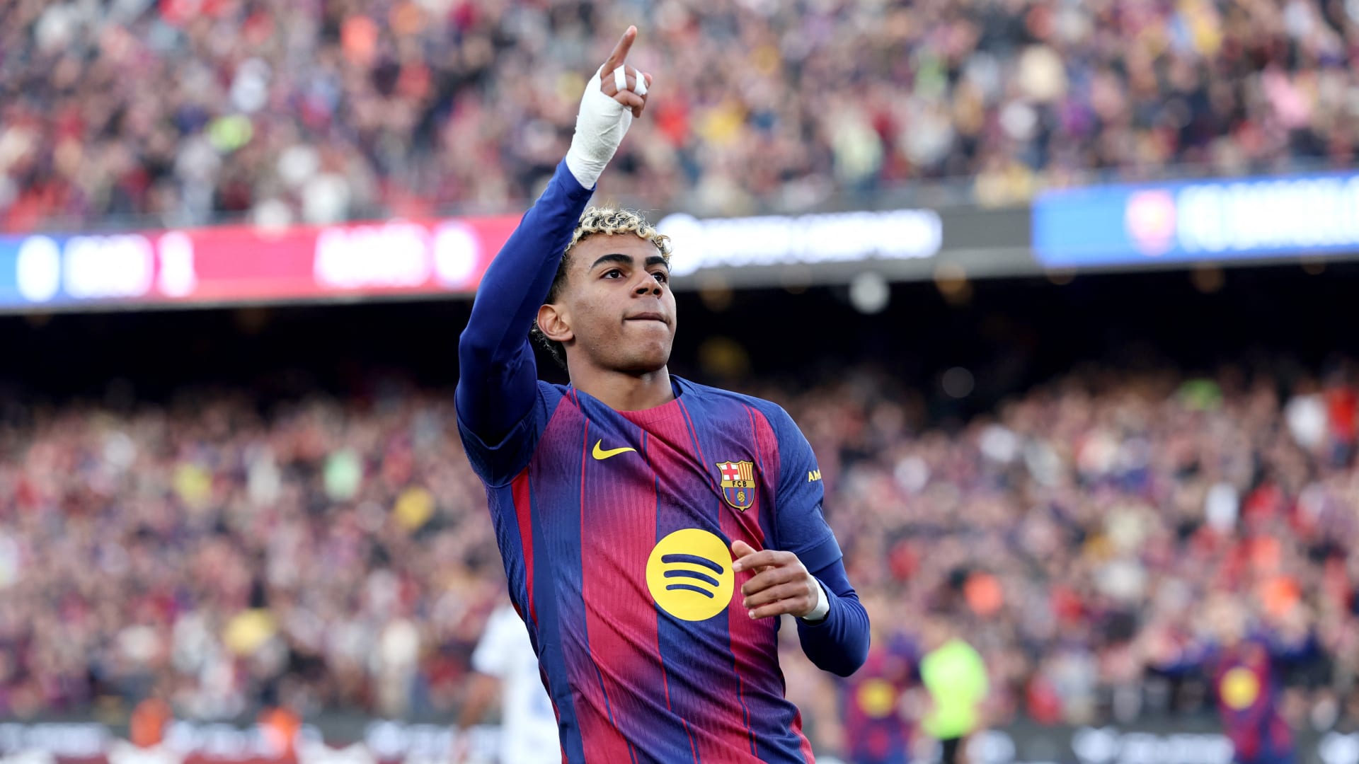 أول أهداف لامين يامال في ملعب "سبوتيفاي كامب نو".. كيف سجّله؟