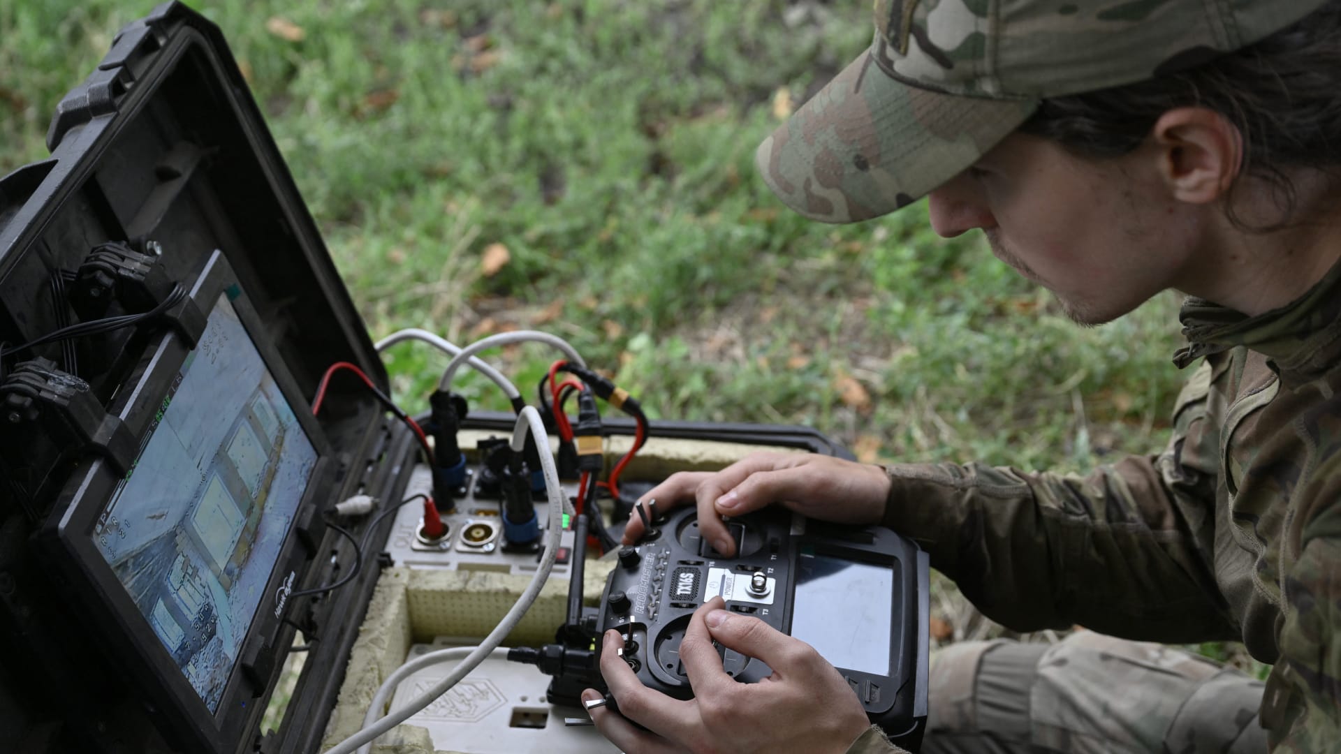 أوكرانيا تكشف تفاصيل أسلوب ضرب "أسطول الظل" الروسي بالبحر الأسود