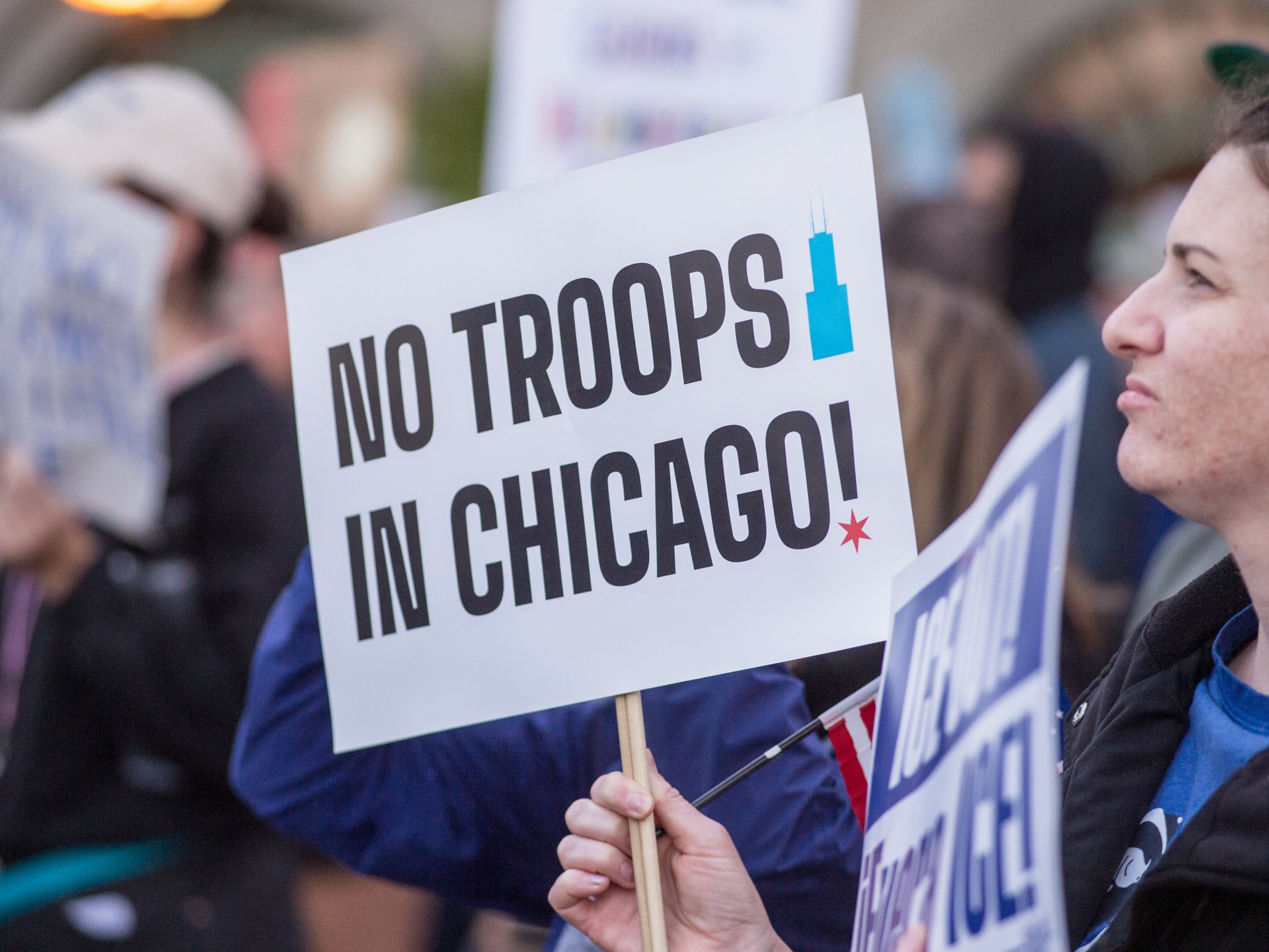 القضاء الأميركي يجدد منع نشر الحرس الوطني في بورتلاند مؤقتا