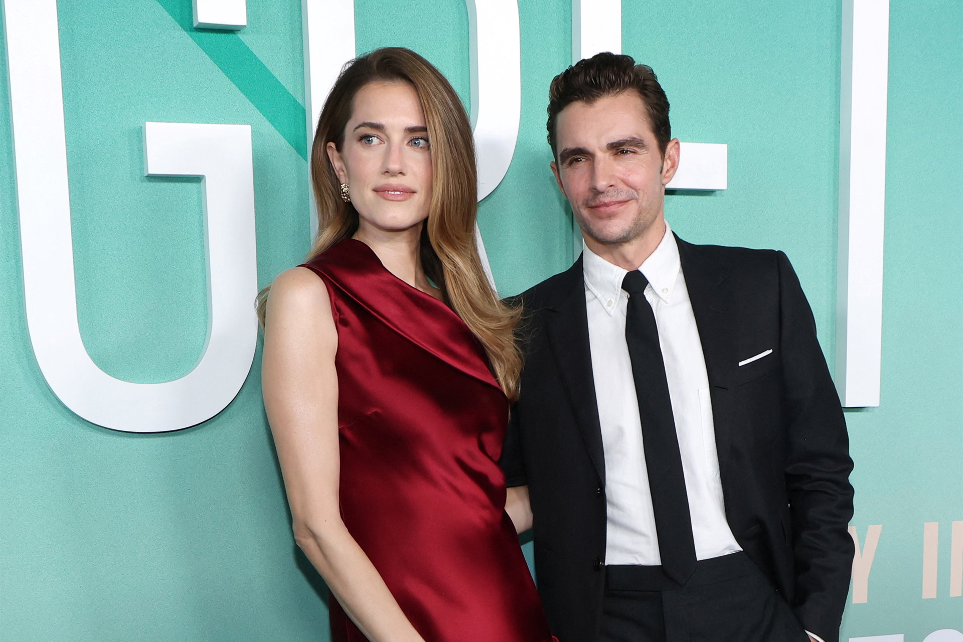 "ريغريتنغ يو" يتصدّر شباك التذاكر وسط إيرادات ضعيفة في سينما أميركا الشمالية