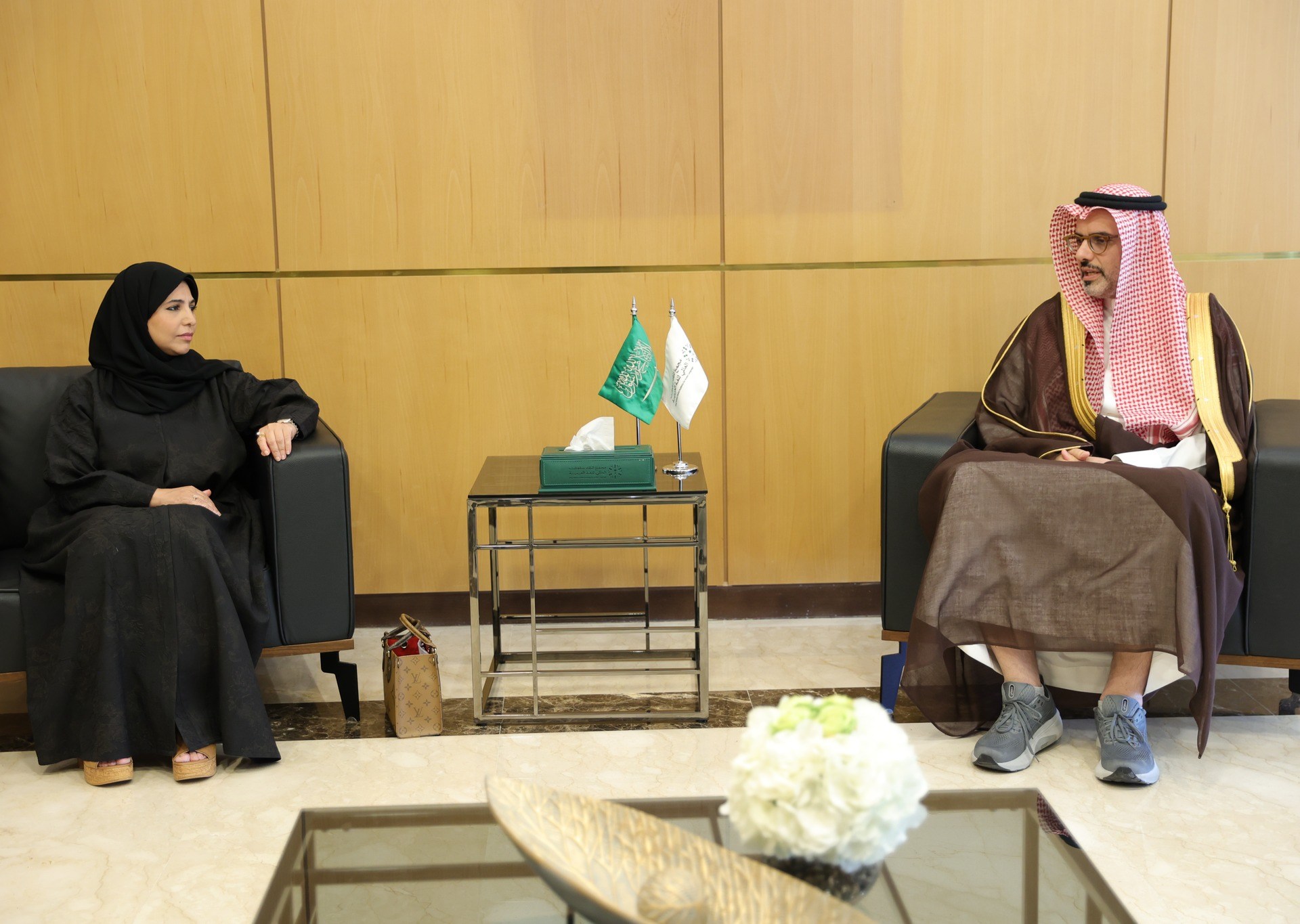 جائزة "الكتاب العربي" تبحث تعزيز التعاون مع مؤسسات ثقافية وأكاديمية في السعودية