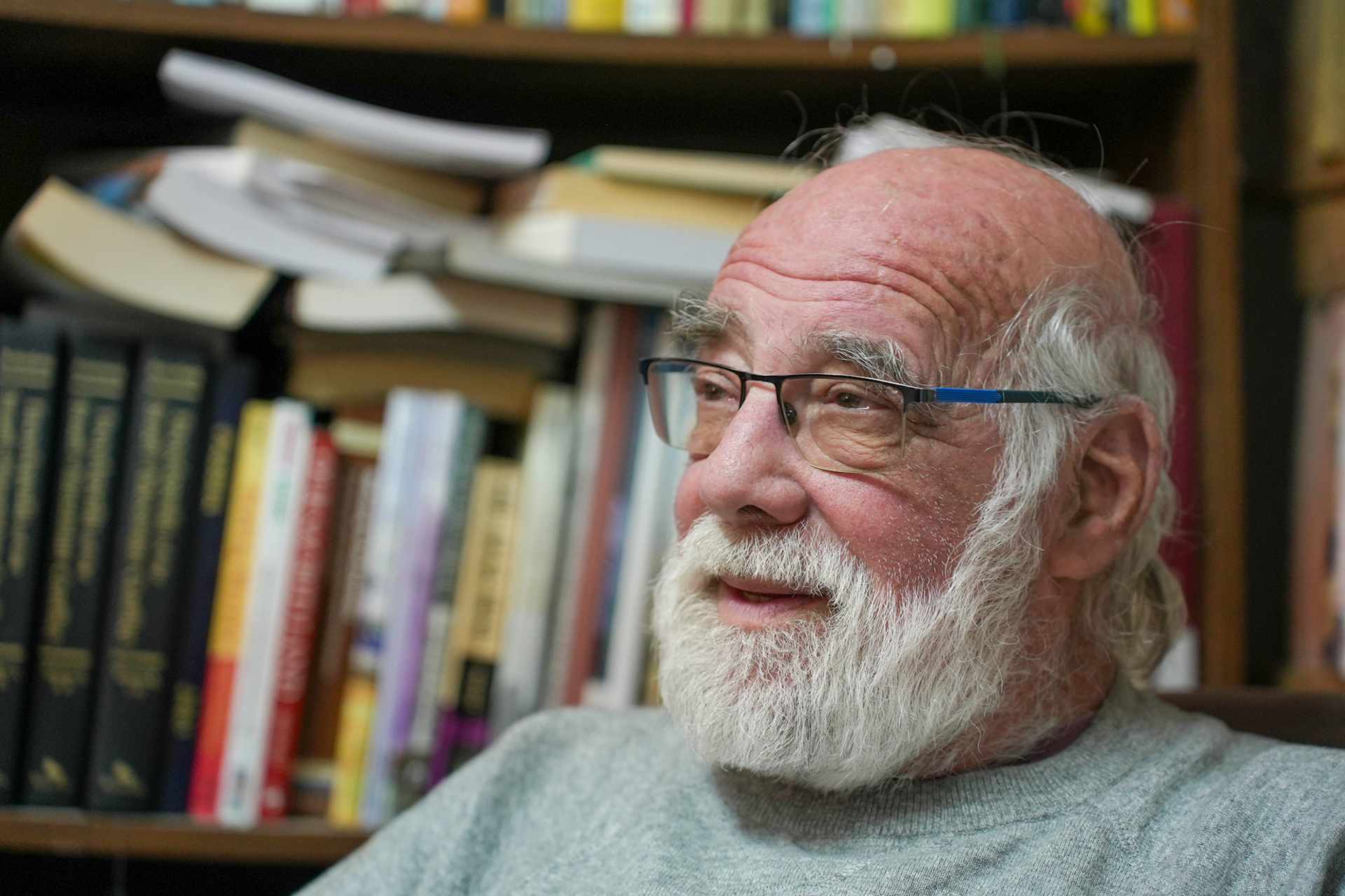 جيف هالبر.. عالم أنثروبولوجيا يهودي يناهض إسرائيل ويناصر الفلسطينيين