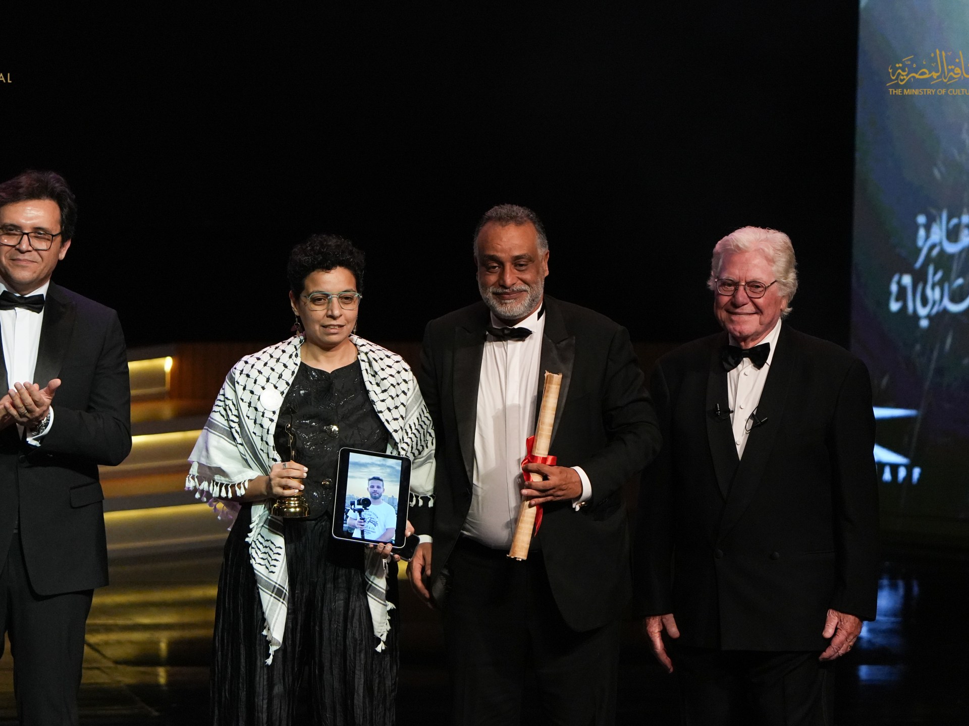 دموع هند رجب تُضيء مهرجان القاهرة السينمائي في دورته الـ46