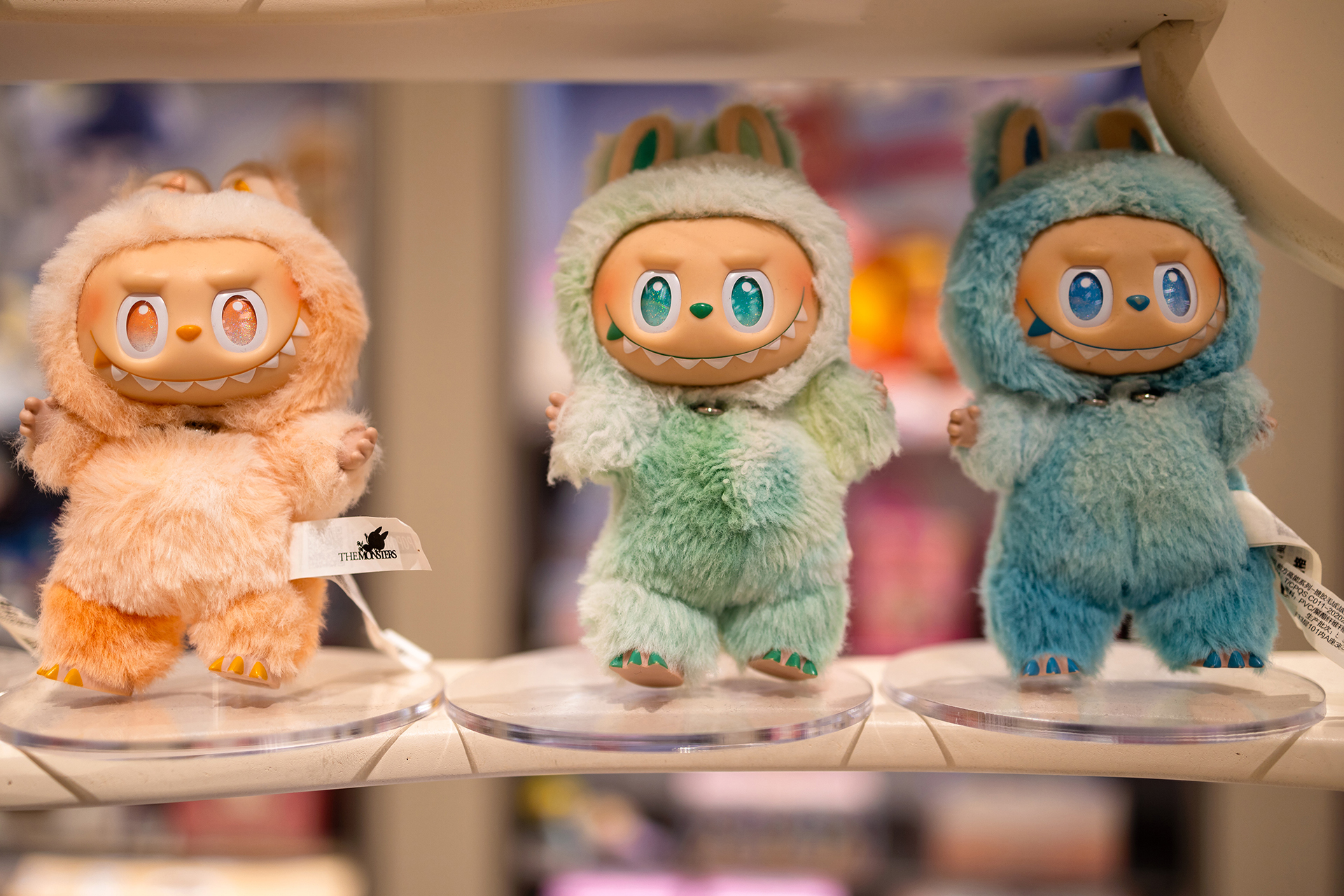 "سوني" تراهن على هوس "لابوبو" وتحول الدمية الصينية إلى فيلم