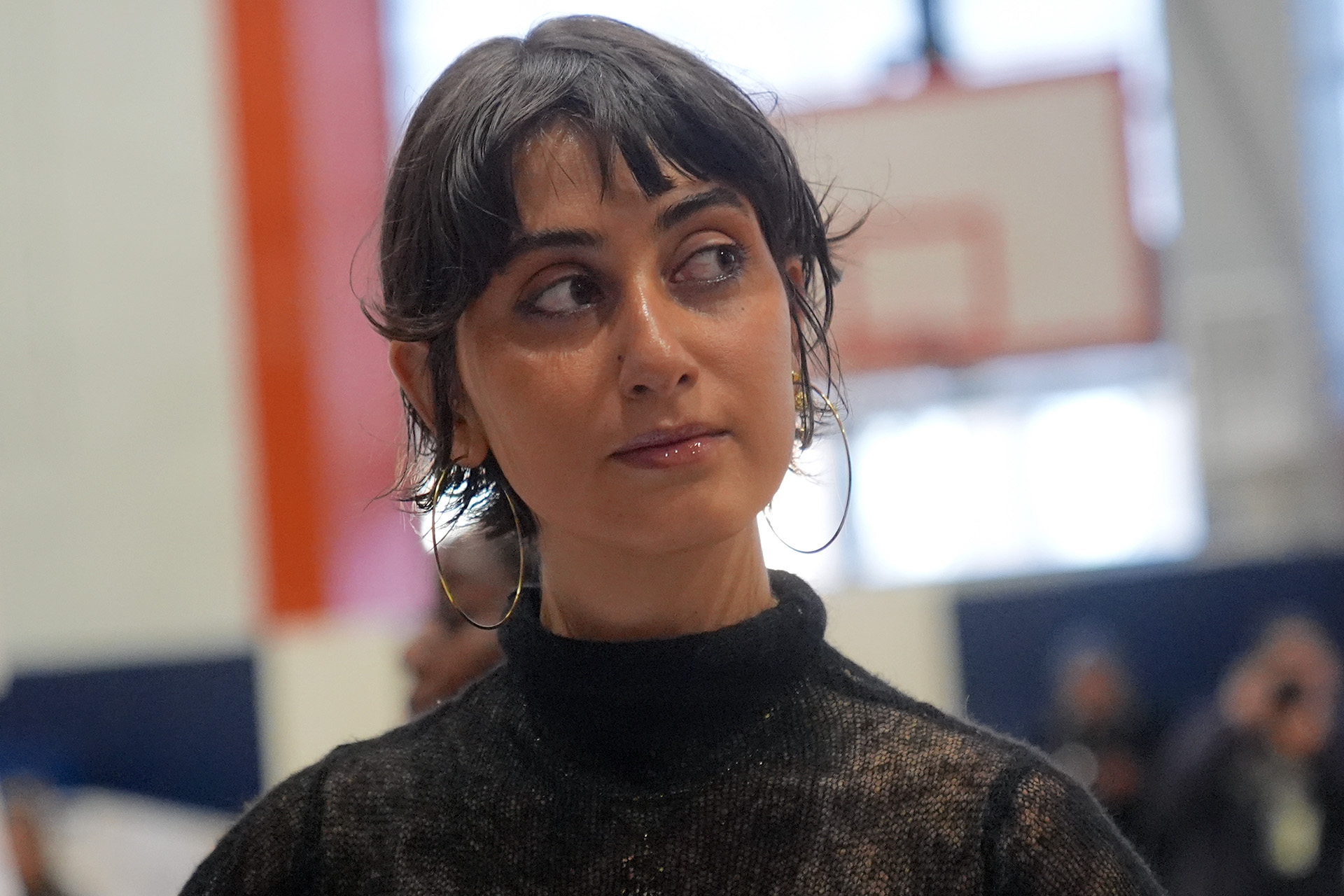 راما دوجي.. الفنانة السورية الأميركية زوجة زهران ممداني