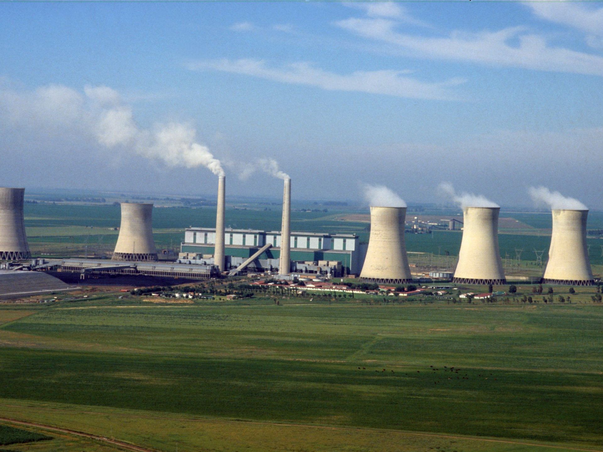 المشاريع النووية الجديدة وإعادة تشكيل سياسات الطاقة في أفريقيا