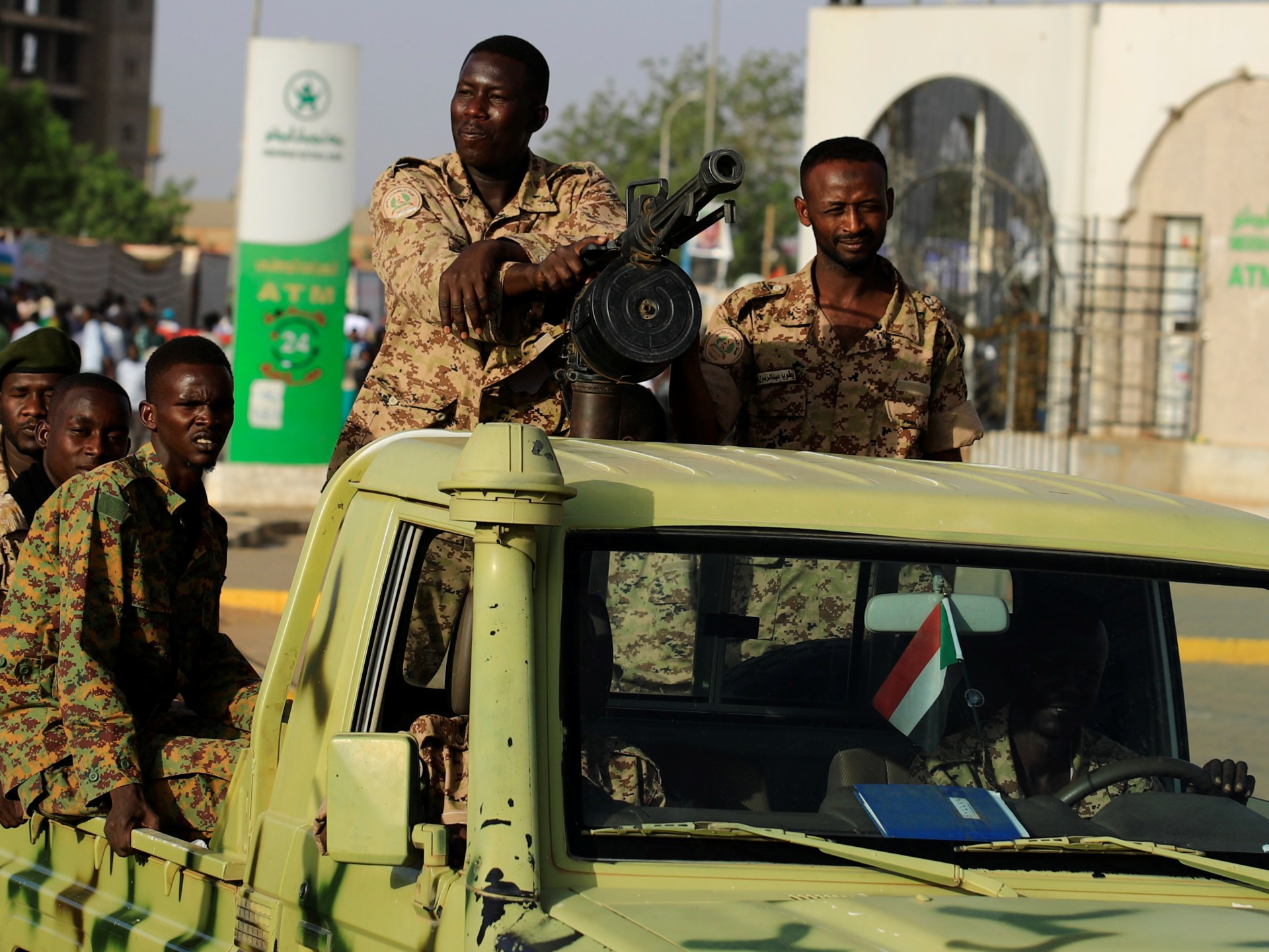 مجلس الدفاع السوداني يعلن التعبئة العامة لمواجهة الدعم السريع