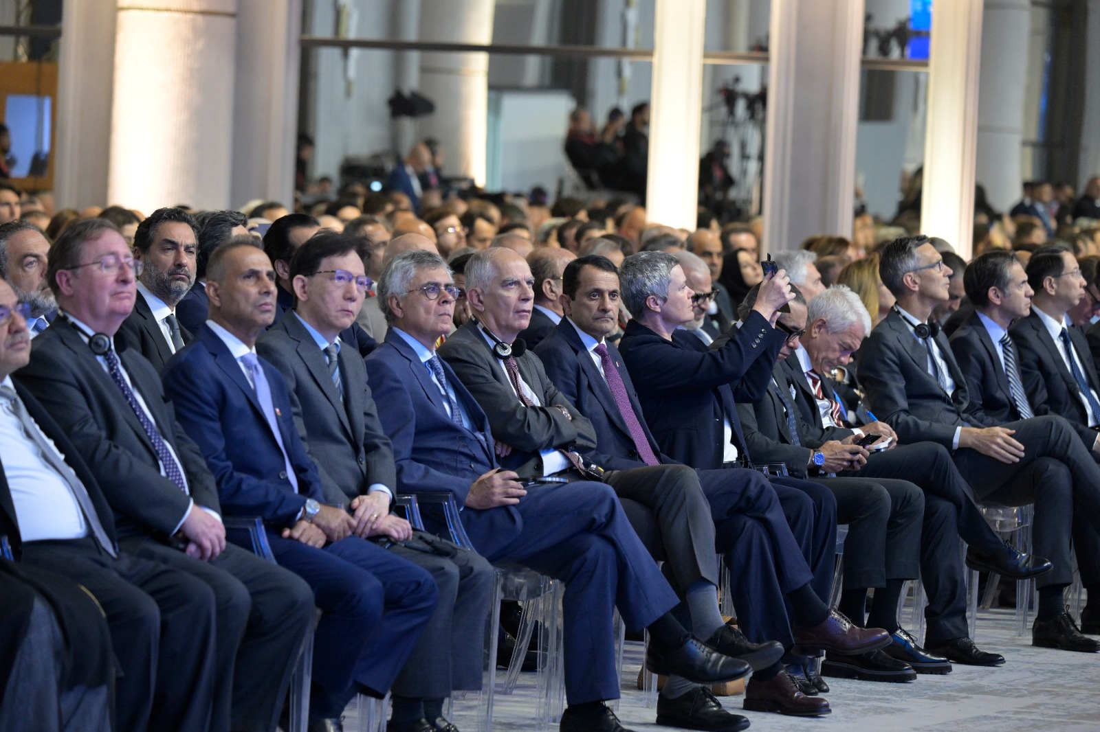 في محاولة لـ “إعادة اختراع” الثقة.. “بيروت 1” ينطلق تحت شعار: “لا تعاطف.. بل فرصة”