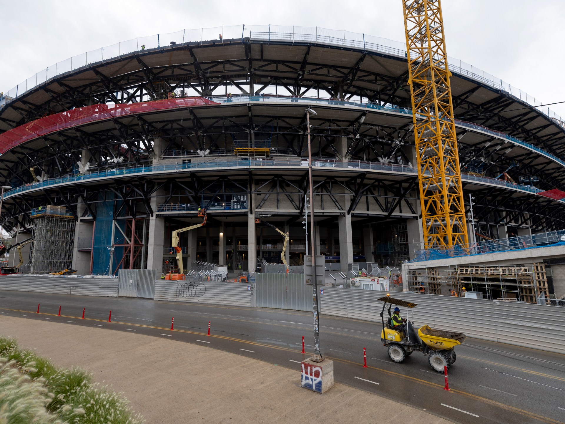 مخاوف من تفشي مرض مُعدٍ في ملعب كامب نو معقل برشلونة