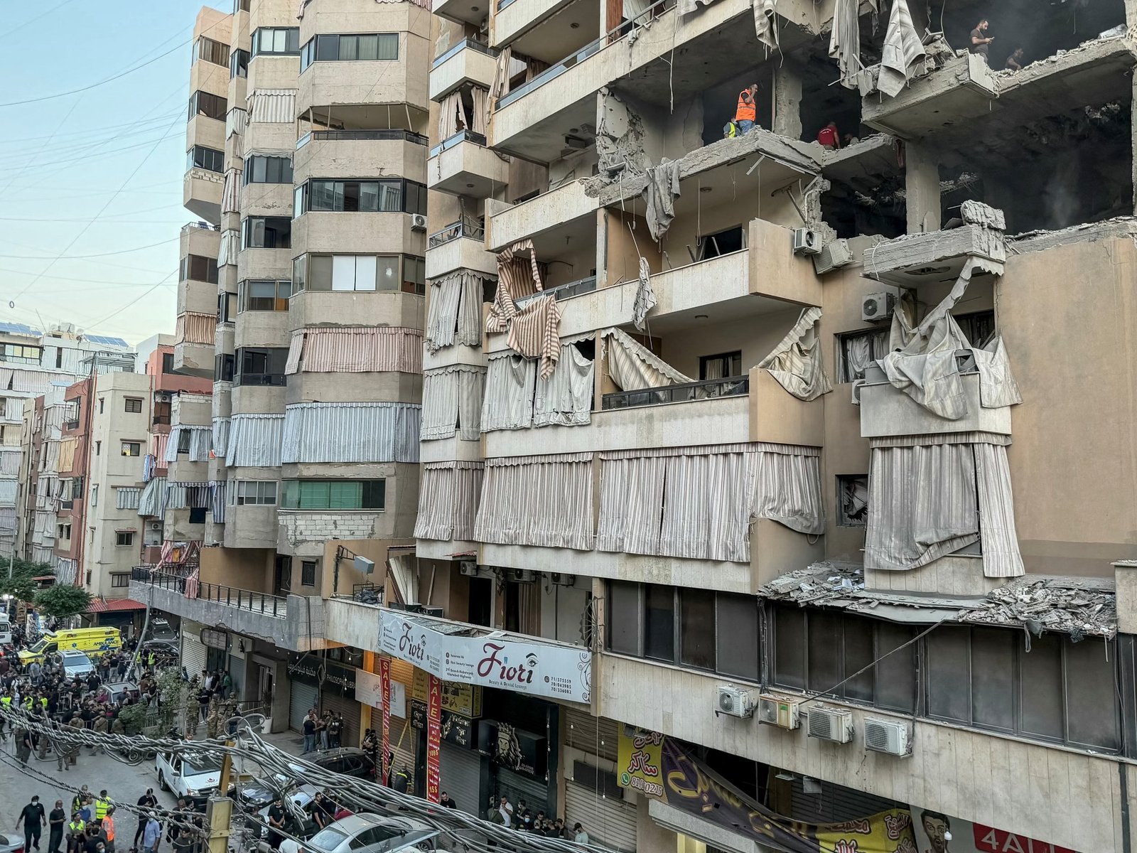 حزب الله يشيع الطبطبائي اليوم وتأهب إسرائيلي تحسبا للرد 2 afp 69240ad287c3 1763969746